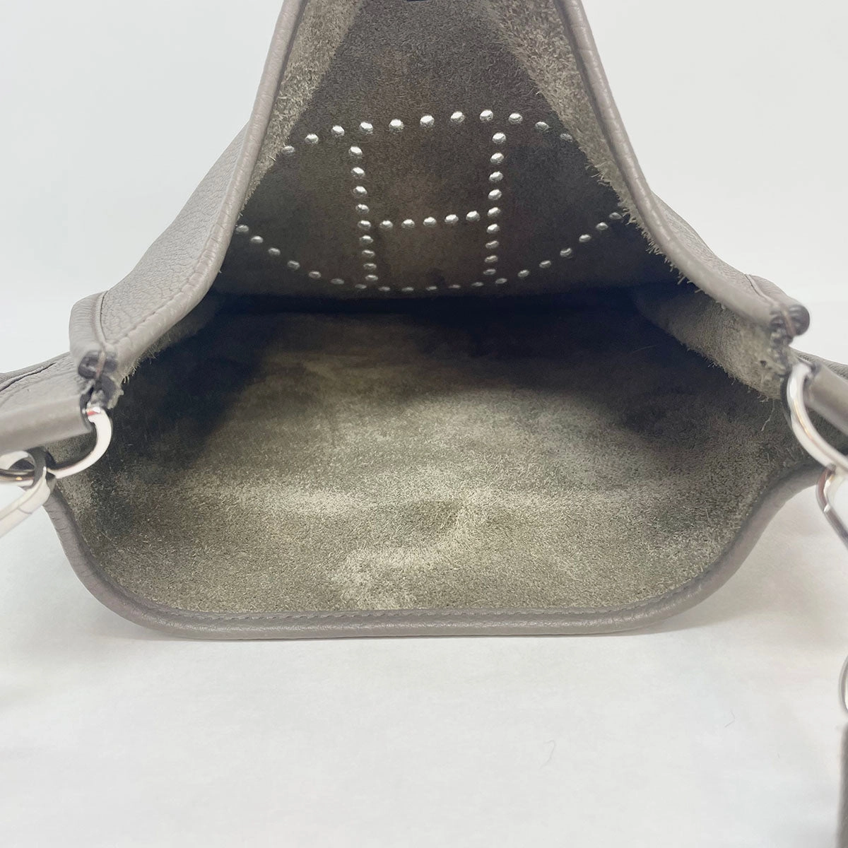 Hermes Evelyne 33 Crossbody