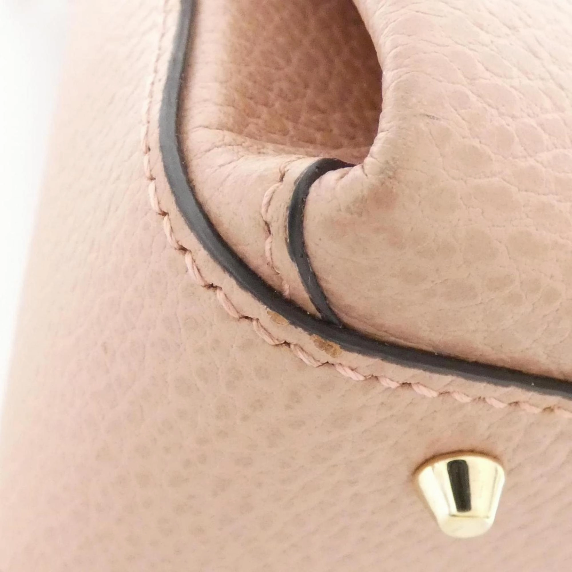 Interlocking G Leather Shoulder Bag