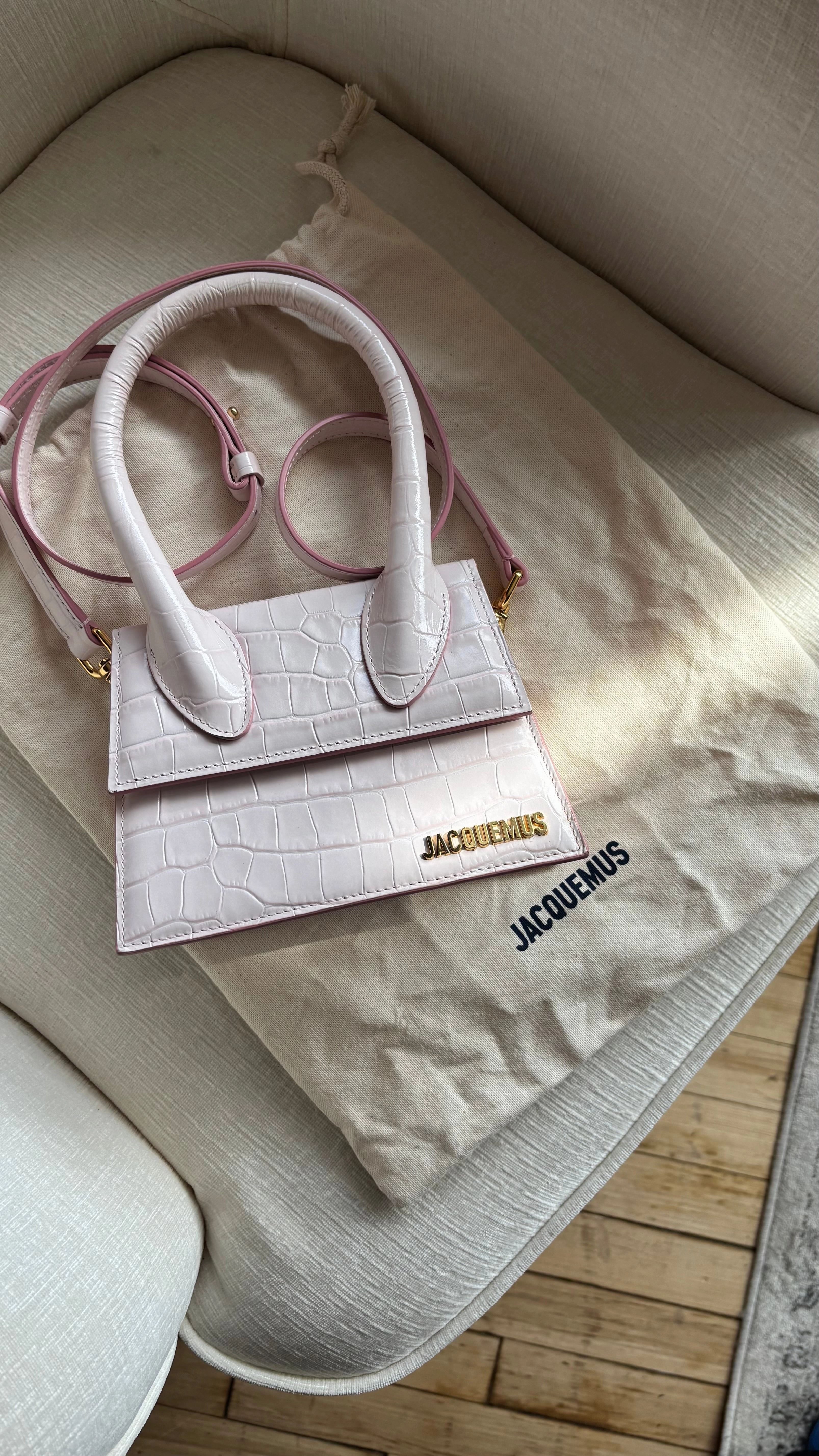 Jacquemus 'Le Chiquito Moyen' Bag
