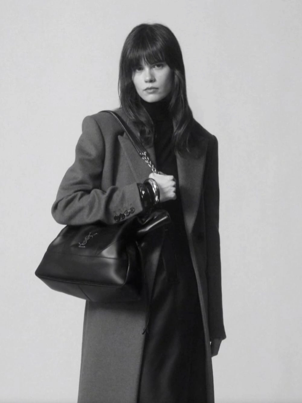 Jamie Shopping Bag in Light Musk Lambskin