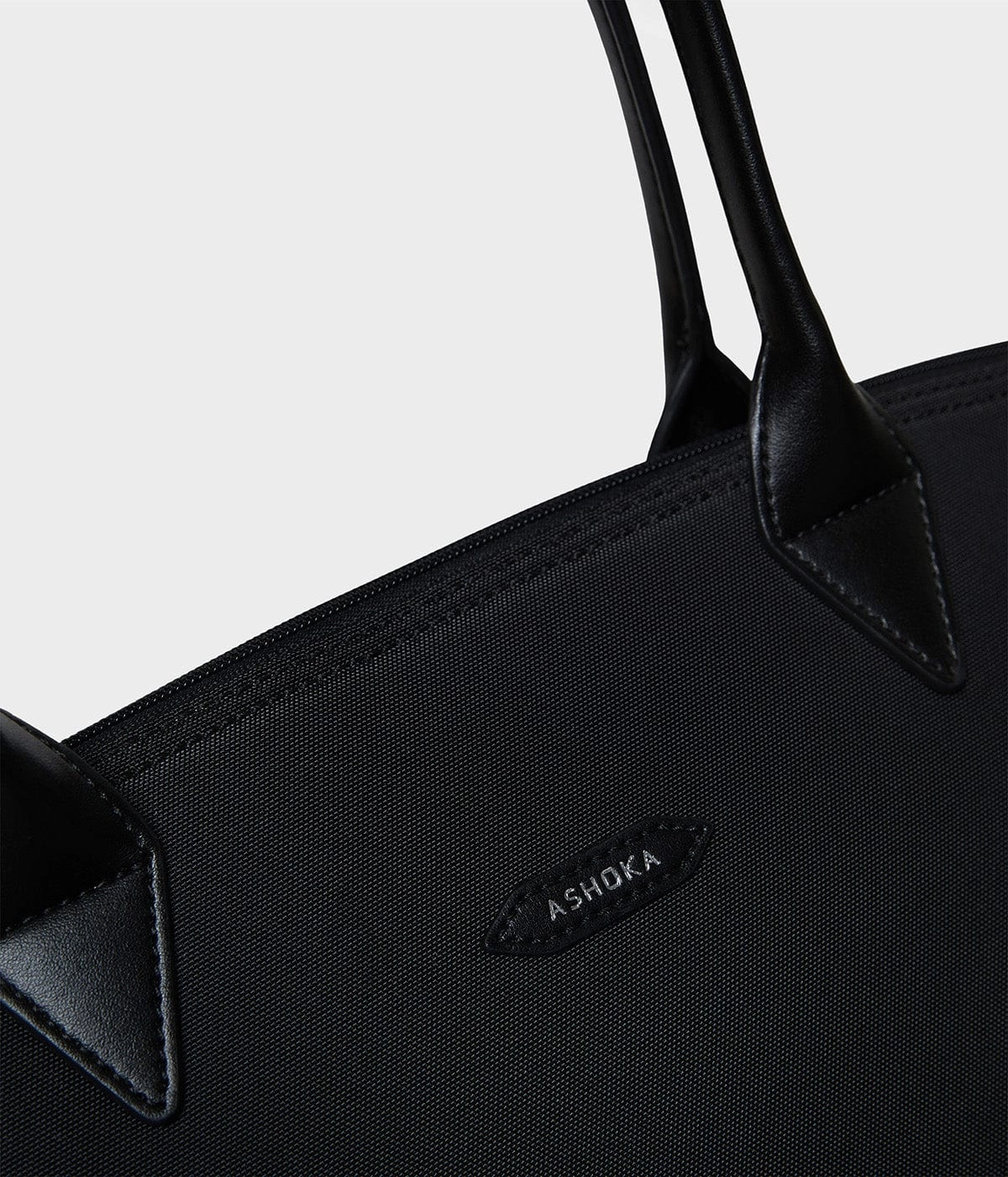 Jolly Apple & Recycled Nylon Tote | Black