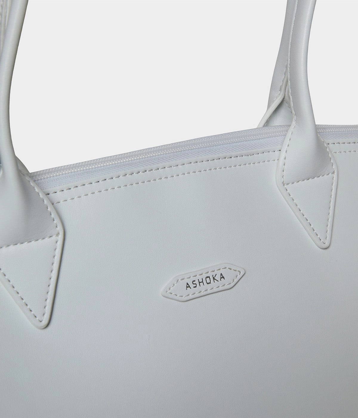 Jolly Apple Skin Vegan Leather Tote | White
