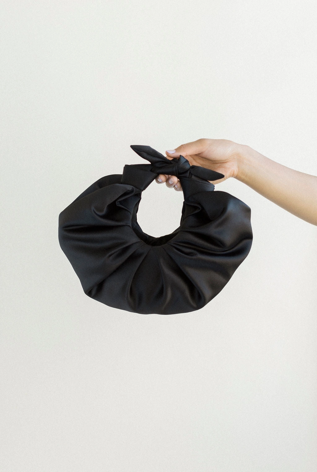 Kiku Croissant Bag