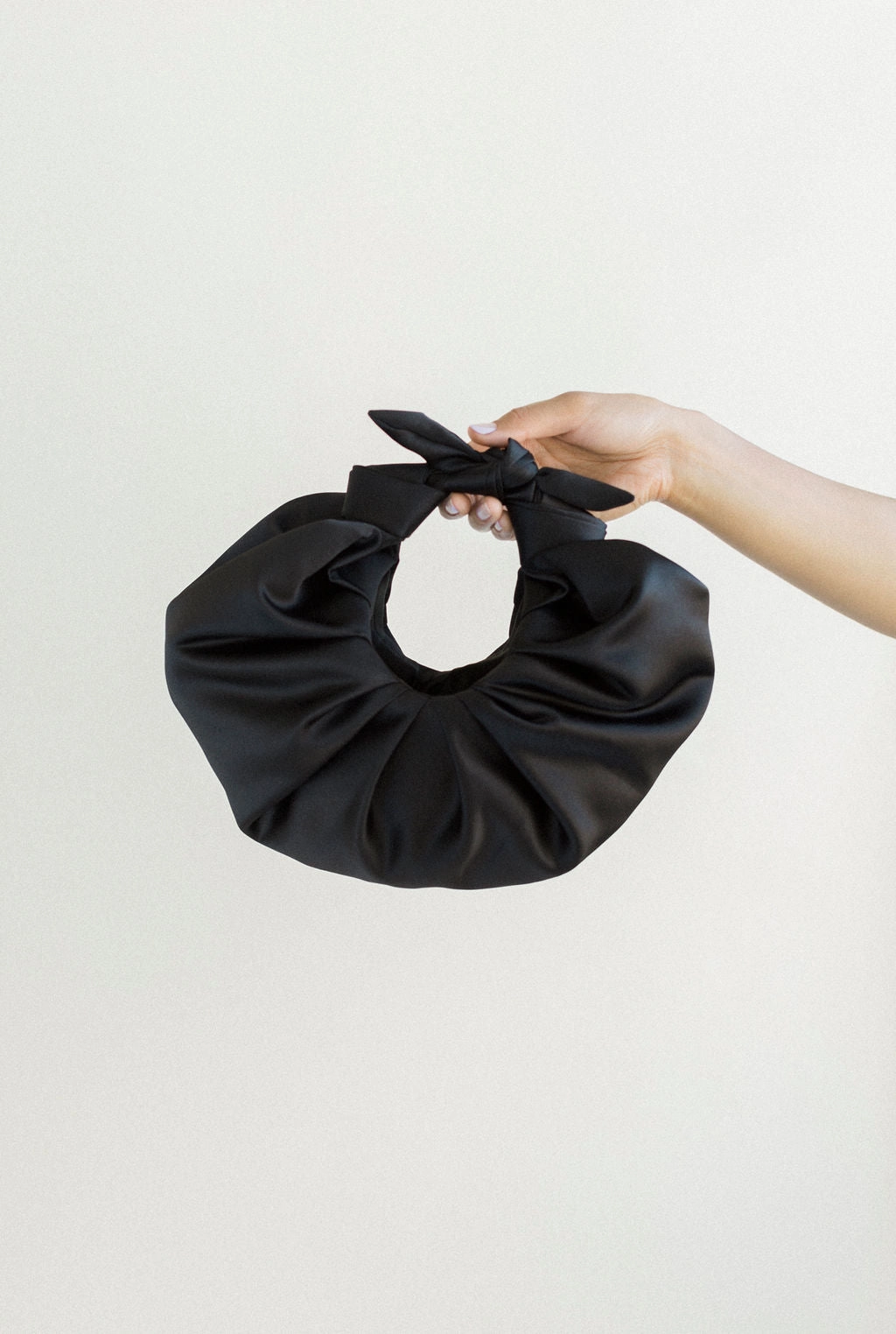 Kiku Croissant Bag