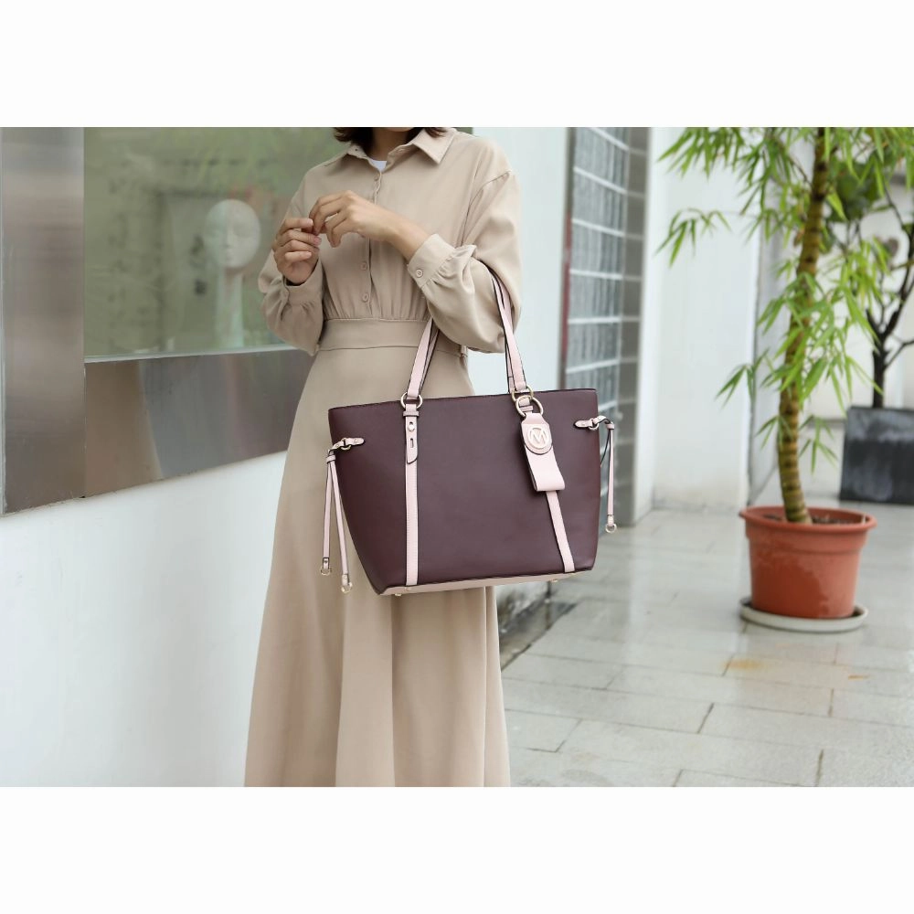 Kioea Tote with Wallet & Detachable Key-Ring Set