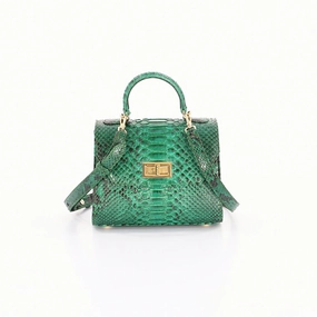 KYRA Boxy structured handbag hardware in the middle Emerald Green