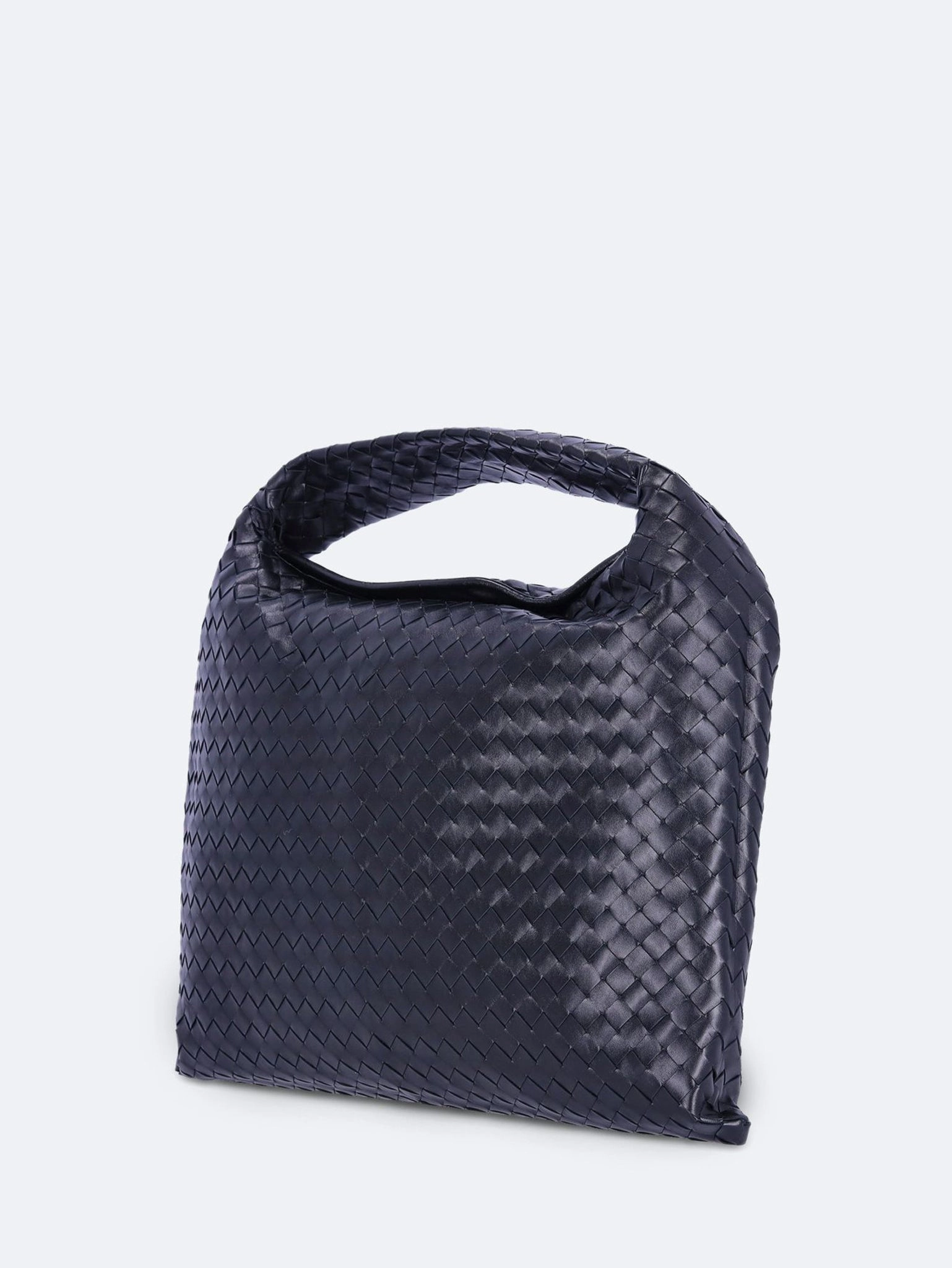 Large hop shoulder bag