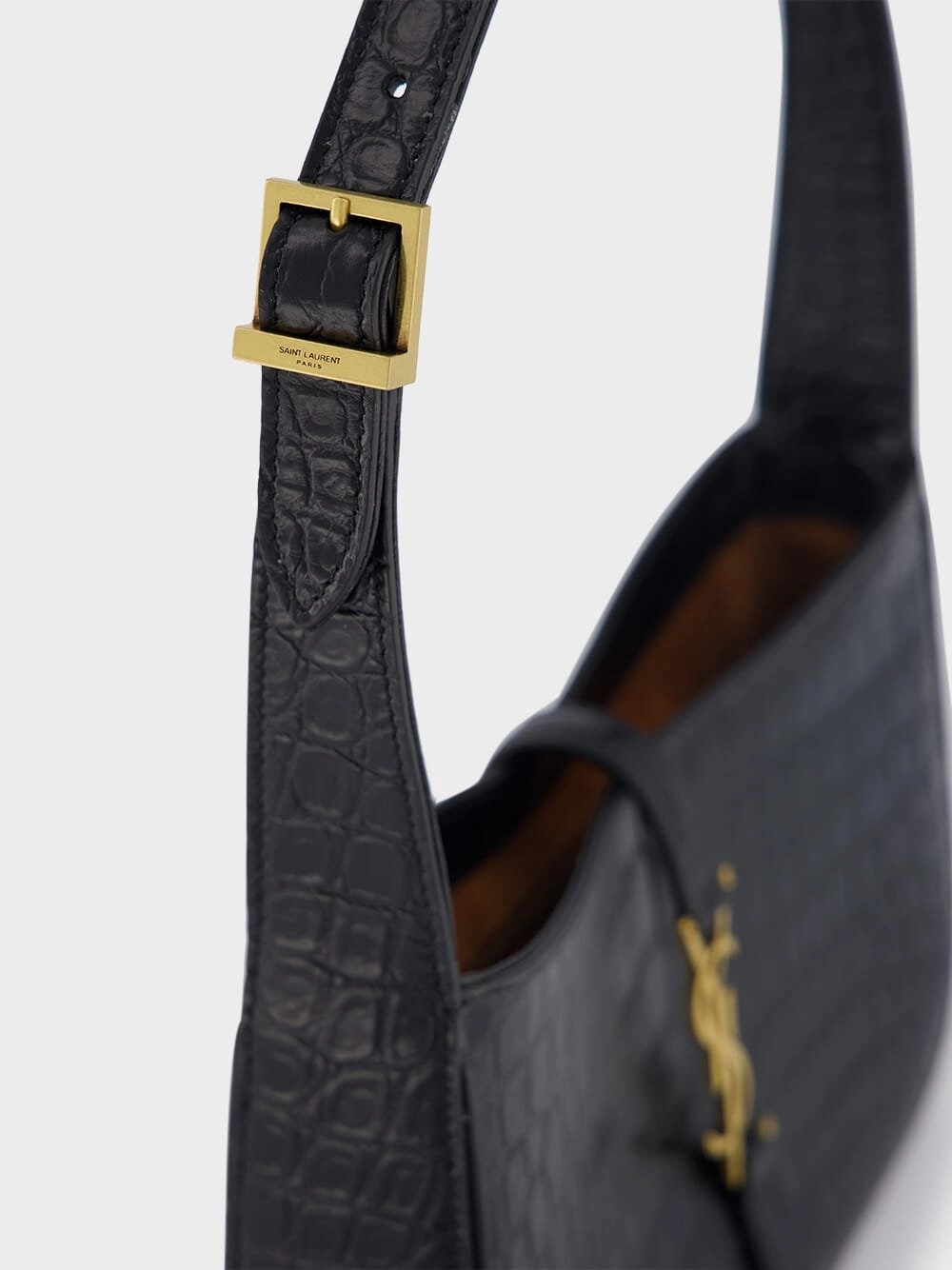 Le 5  7 Crocodile-Effect Shoulder Bag