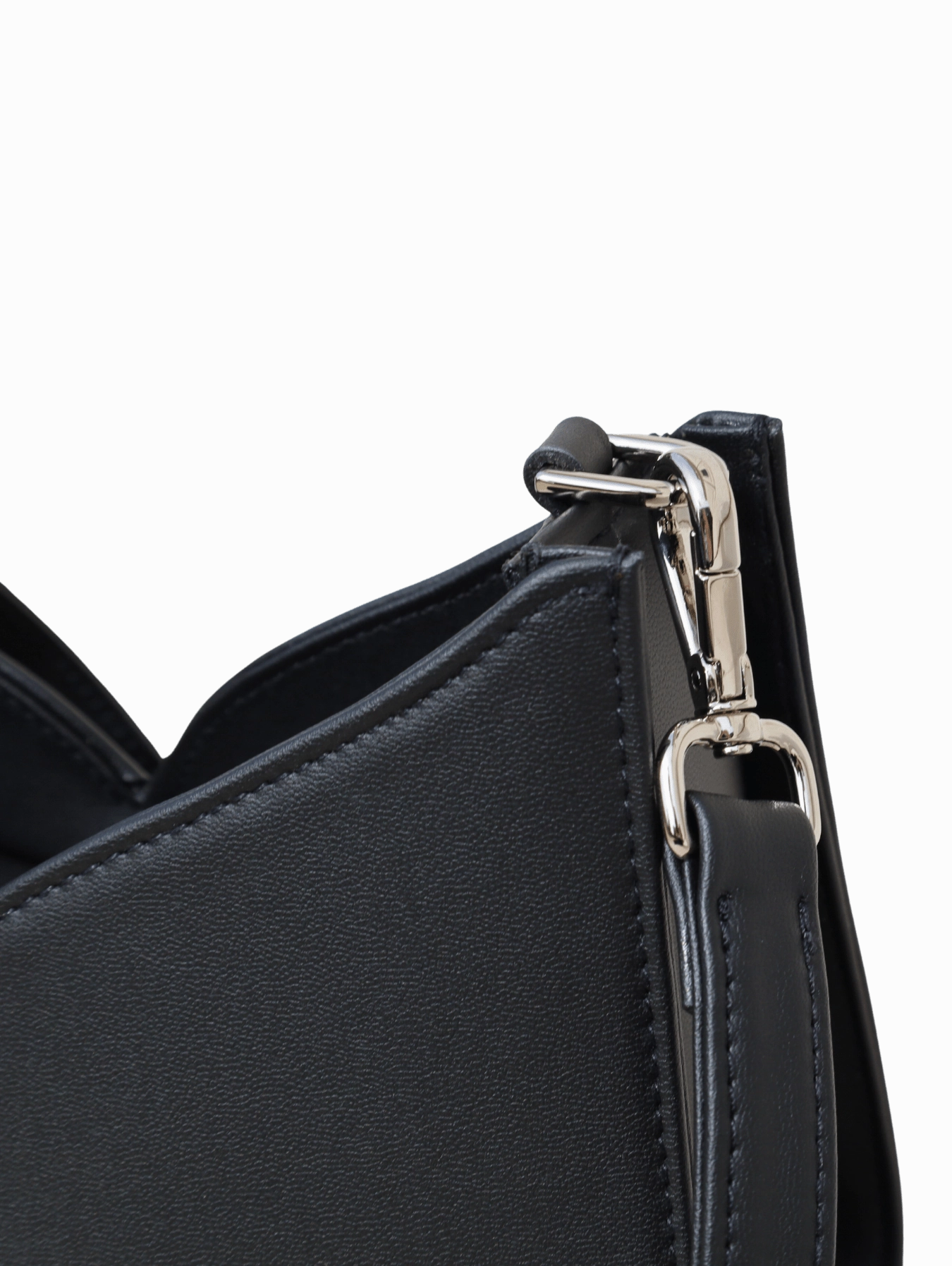 Lerisa Grape Leather Vegan Crossbody Bag | Black