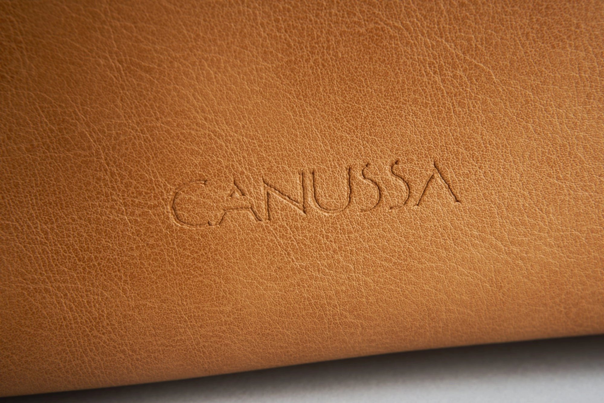 Lite Vegan Leather Everyday Tote Bag | Camel