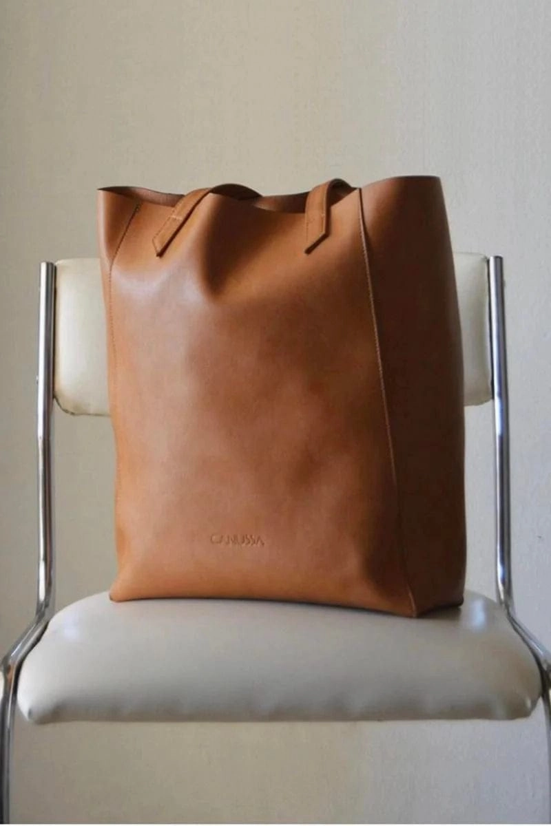 Lite Vegan Leather Everyday Tote Bag | Camel