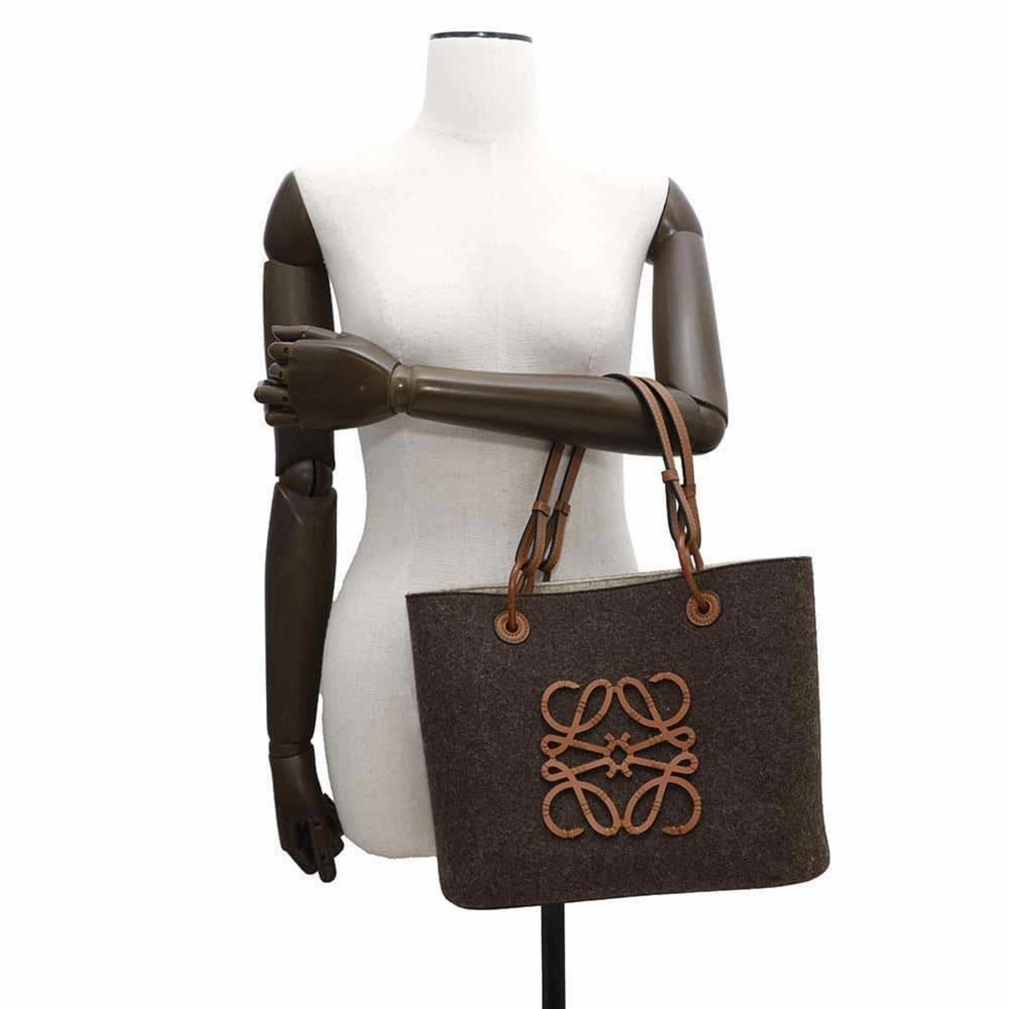 Loewe Felt Leather Basket Tote Bag (Pre-Owned)