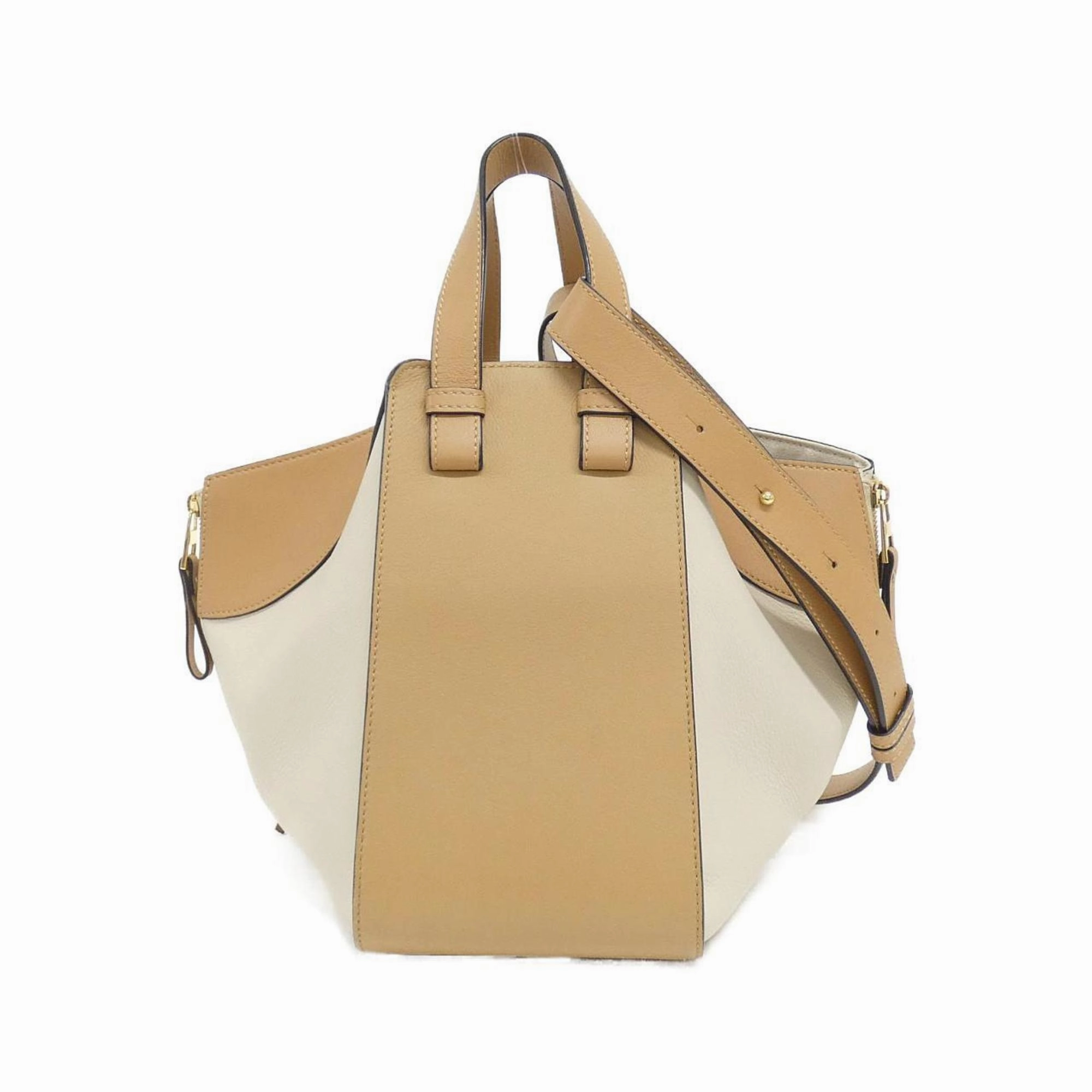 Loewe Leather Shoulder Bag (Pre-Owned)
