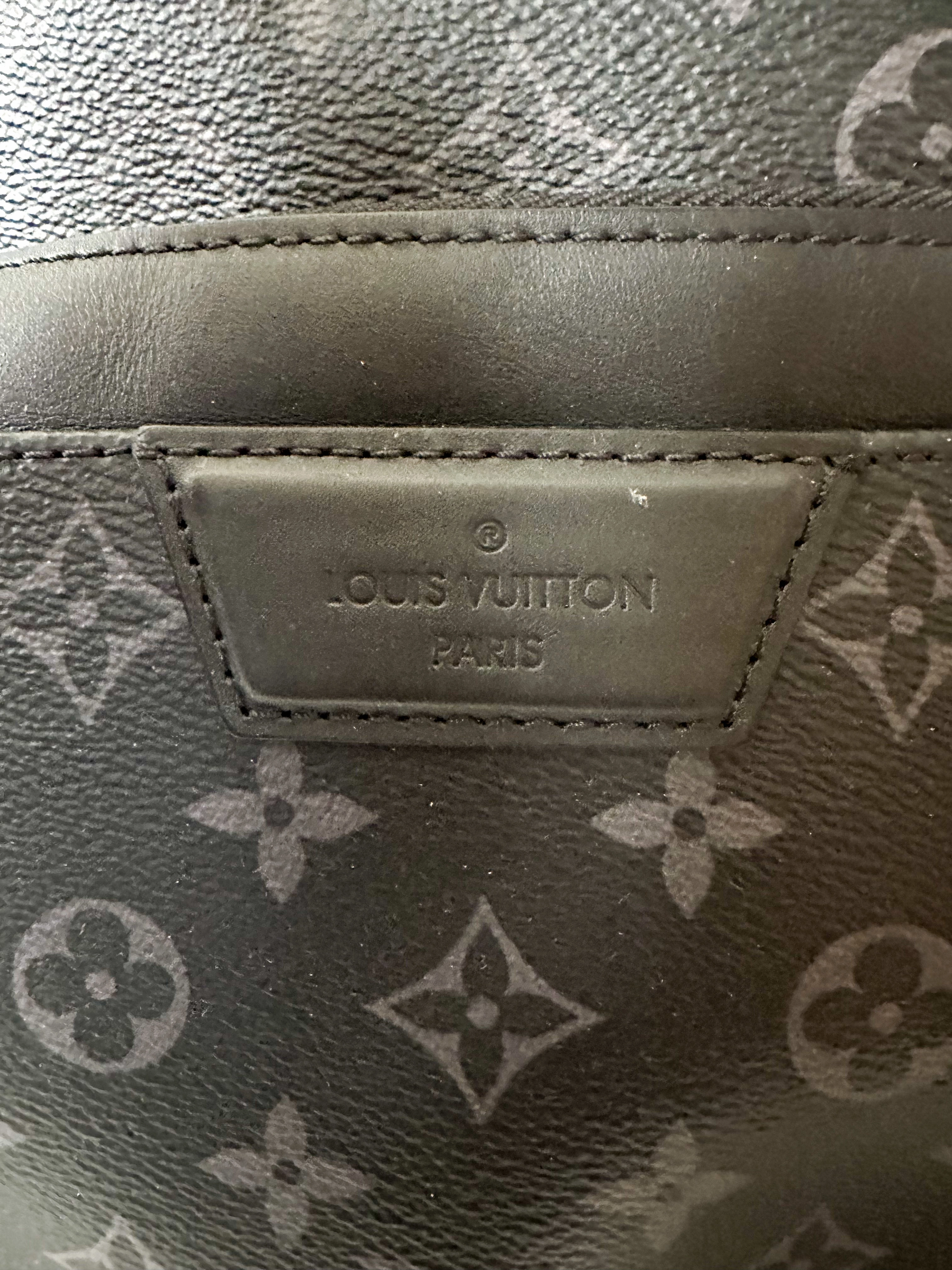 Louis Vuitton Black Monogram Discovery Backpack