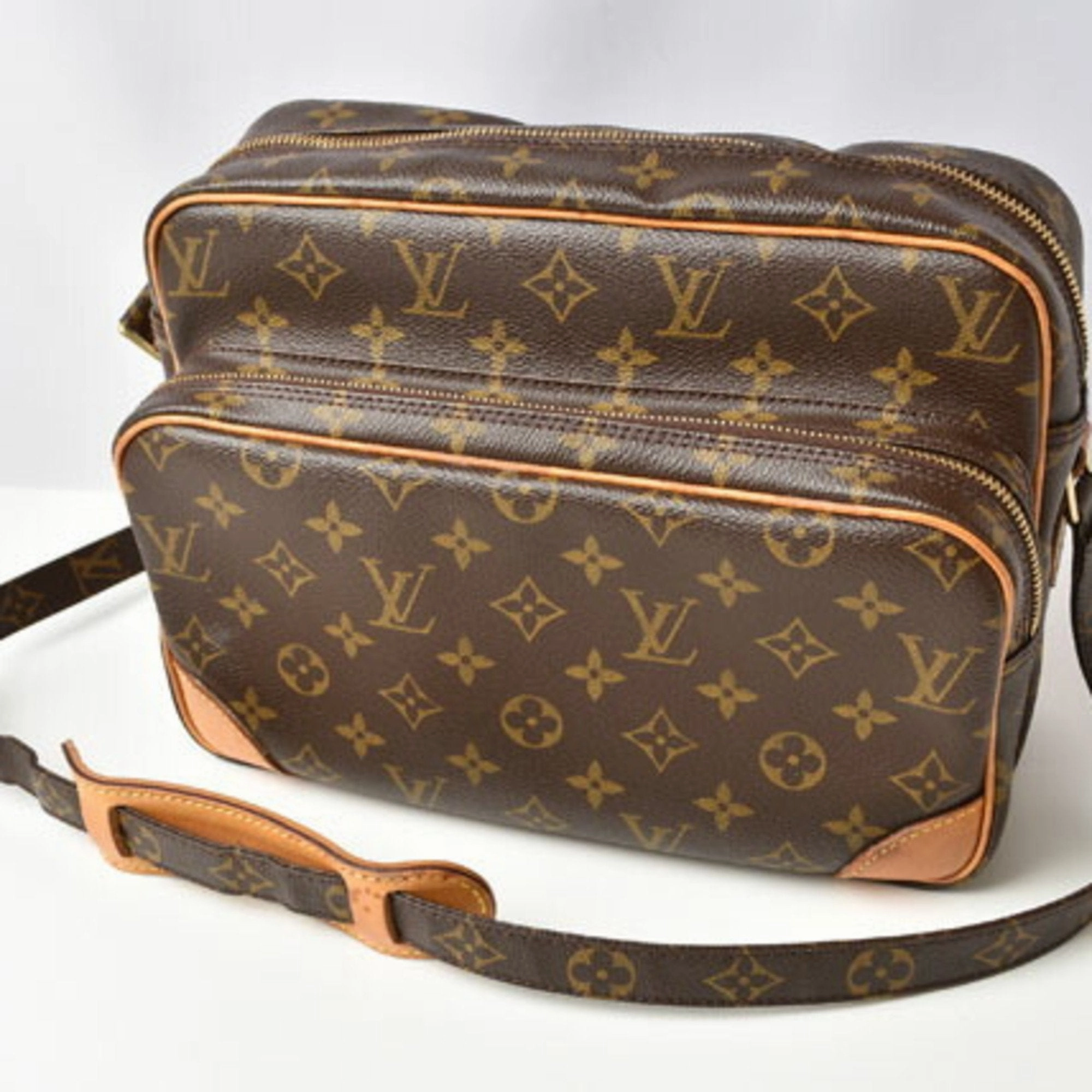 Louis Vuitton Canvas Shopper Bag (Pre-Owned)