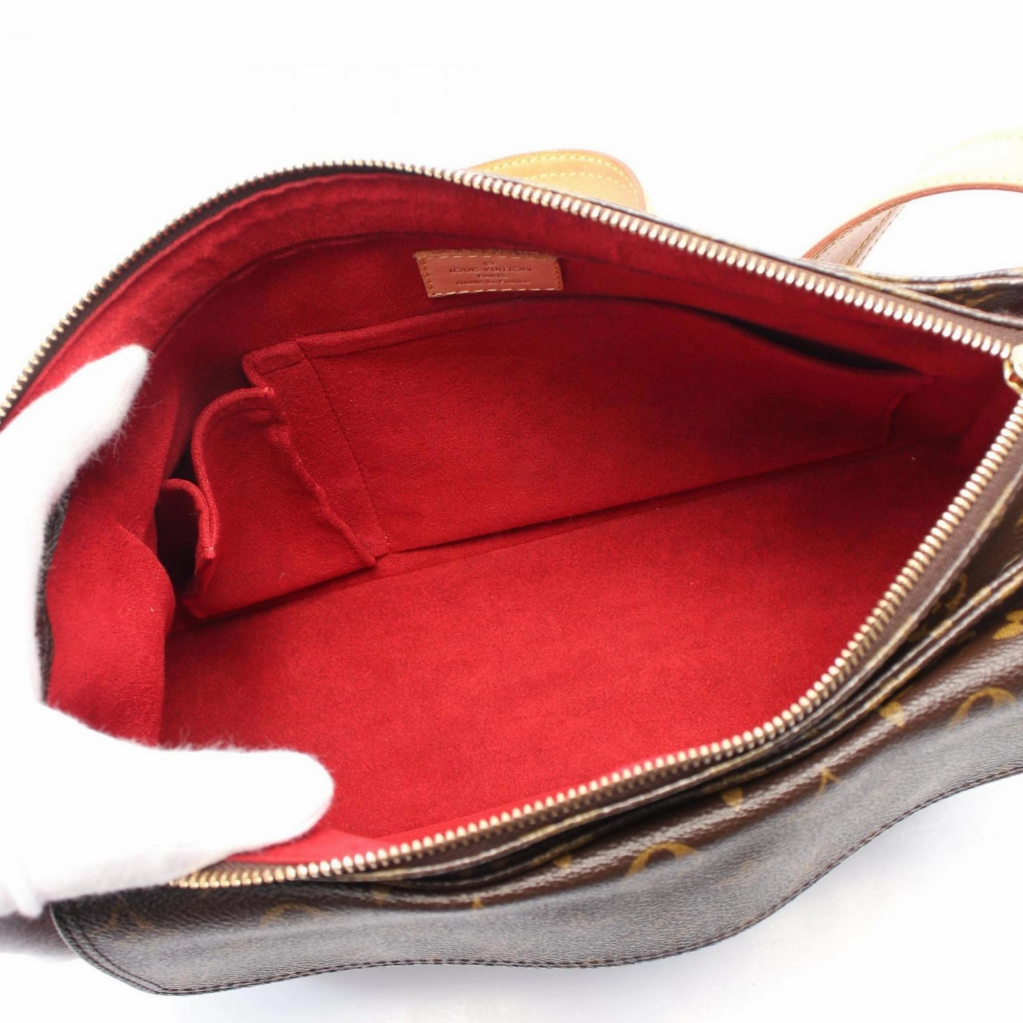 Louis Vuitton Coated Canvas Leather Shoulder Bag (Pre-Owned)