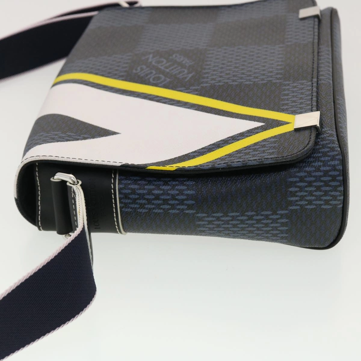 LOUIS VUITTON Damier Cobalt District PM Shoulder Bag N44002 LV 39375