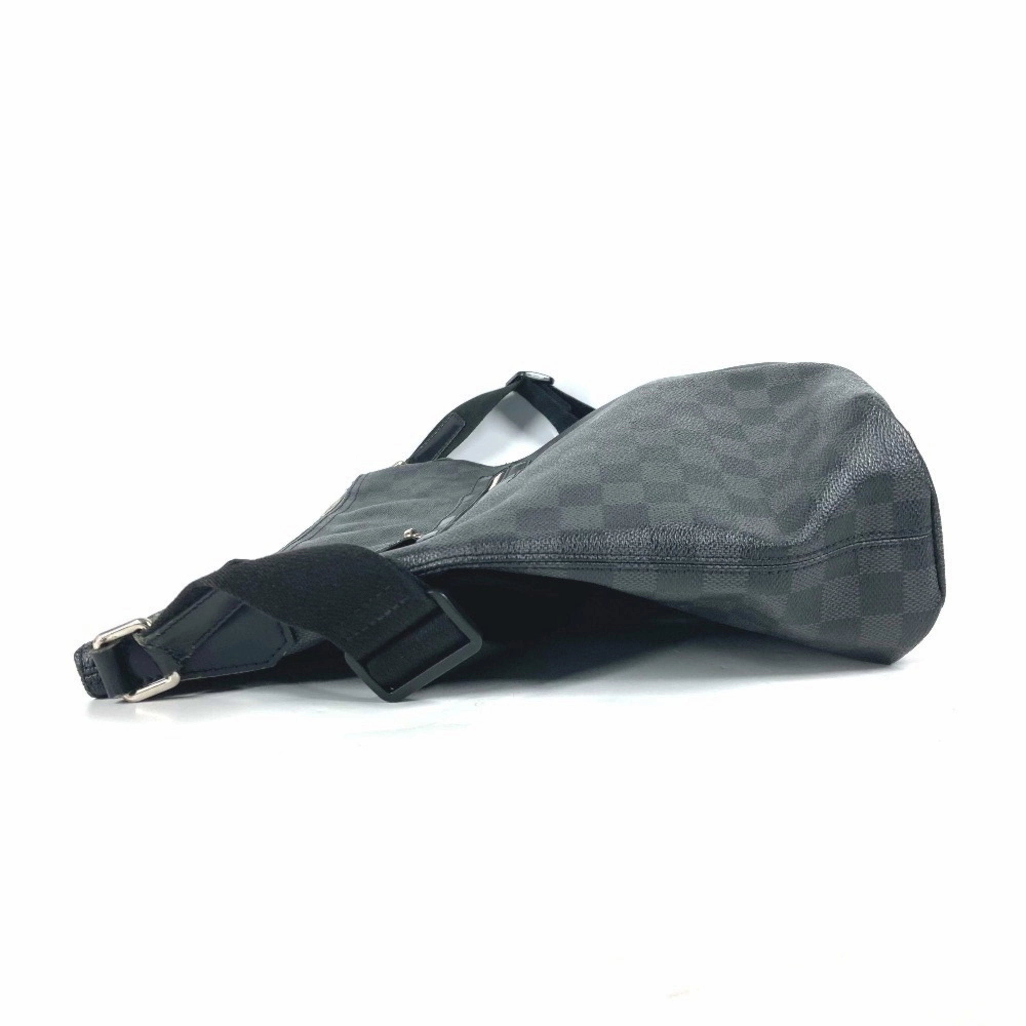 Louis Vuitton Damier Graphite Shoulder Bag (Pre-Owned)