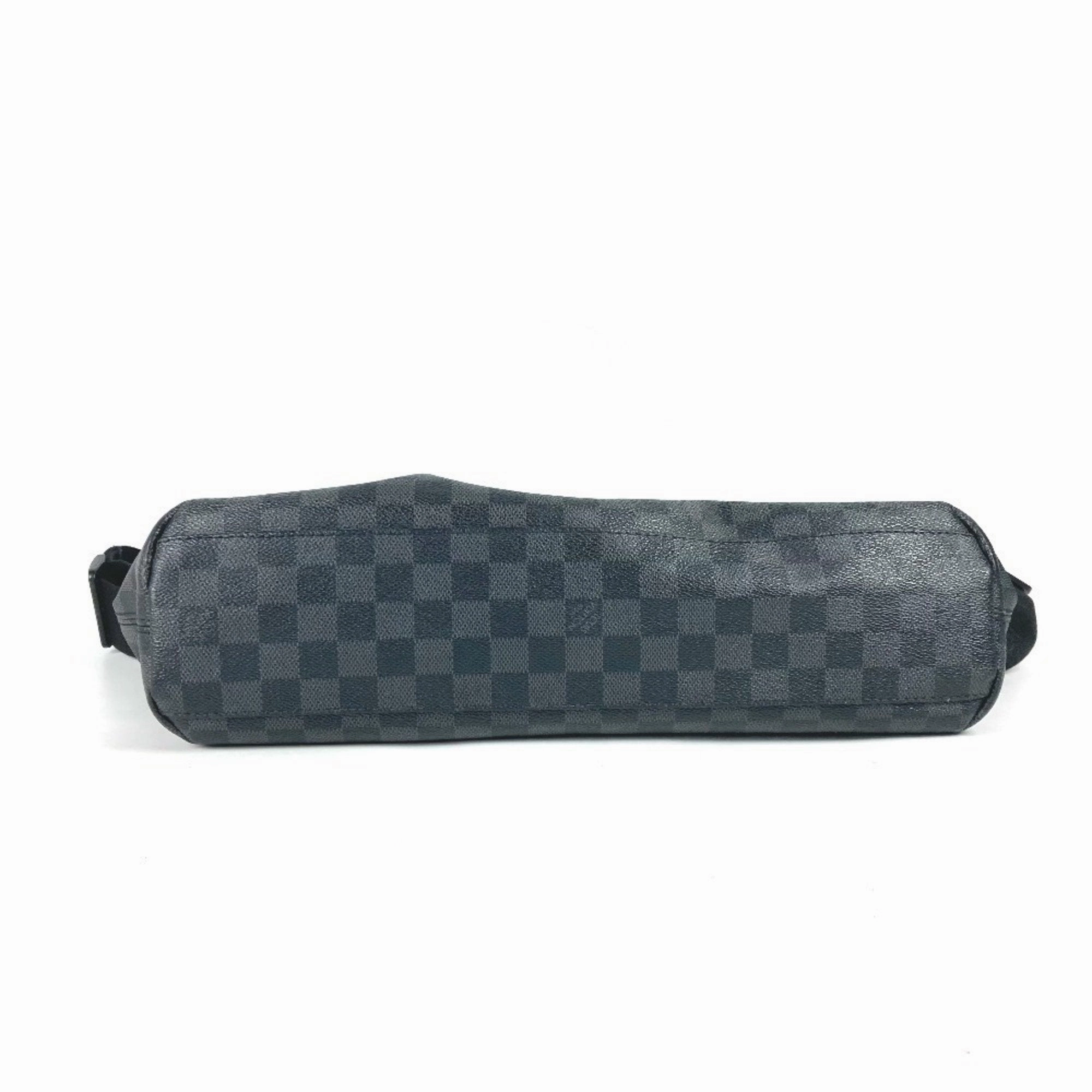 Louis Vuitton Damier Graphite Shoulder Bag (Pre-Owned)