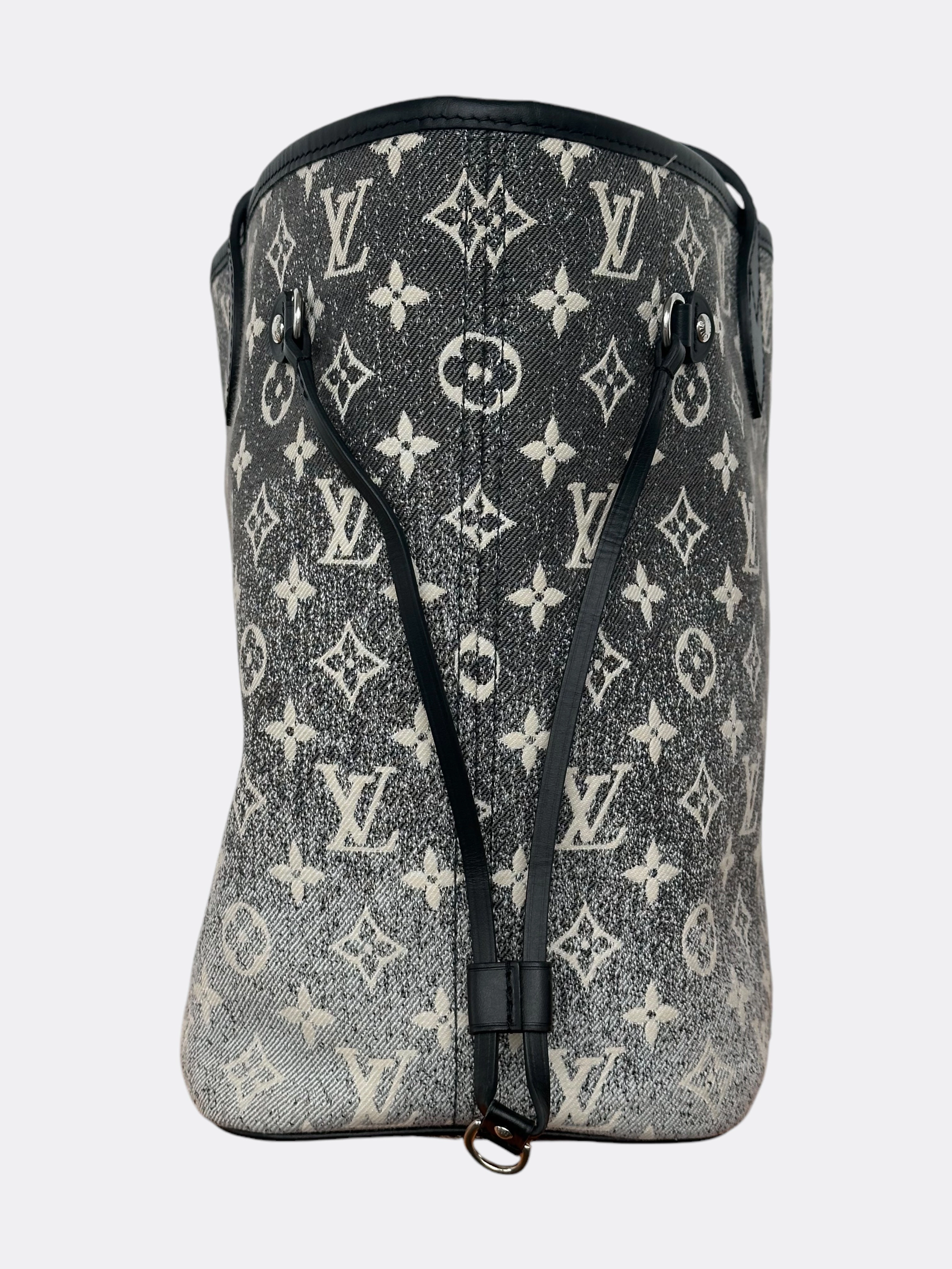 Louis Vuitton Denim Grey & White Neverfull MM