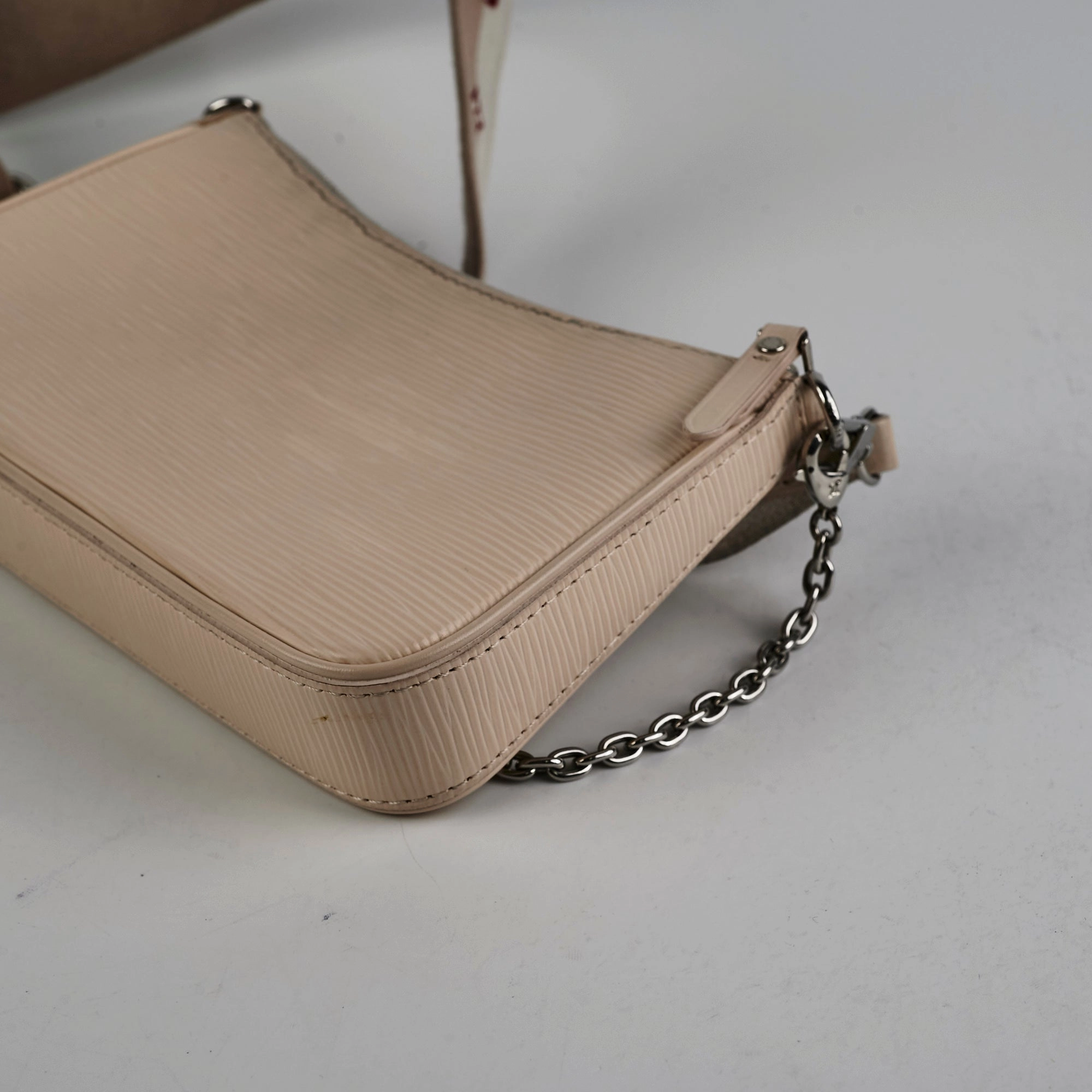 Louis Vuitton Epi Easy Pouch Cream
