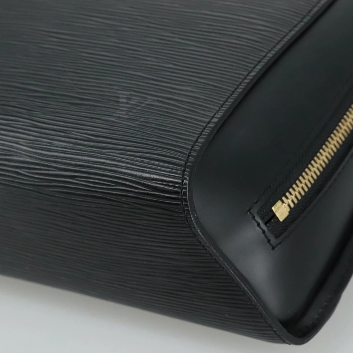 LOUIS VUITTON Epi Mabillon Backpack Black M52232 LV 104370