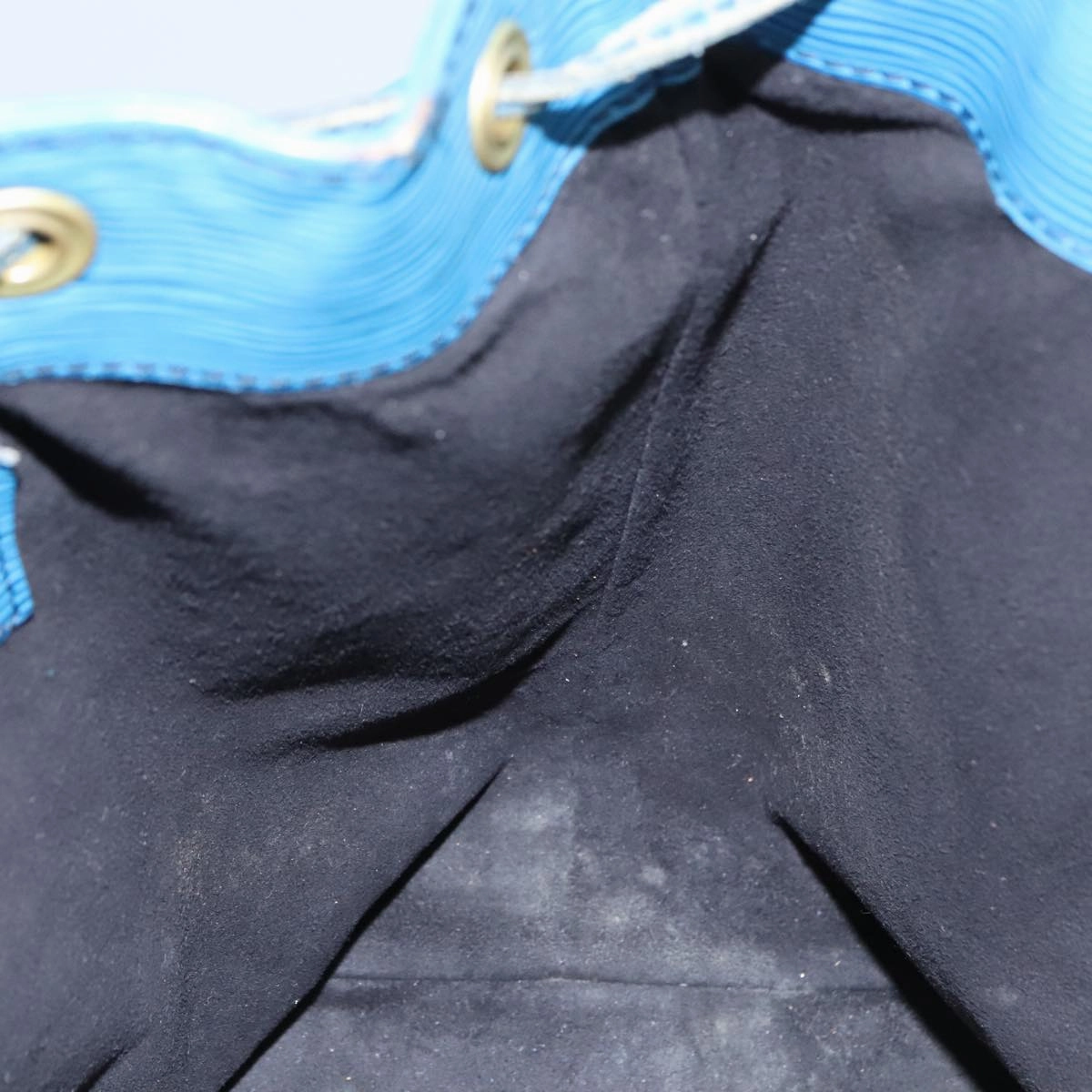 LOUIS VUITTON Epi Petit Noe Shoulder Bag Blue M44105 LV 106373