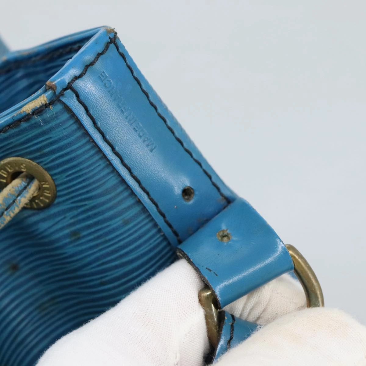 LOUIS VUITTON Epi Petit Noe Shoulder Bag Blue M44105 LV 106373