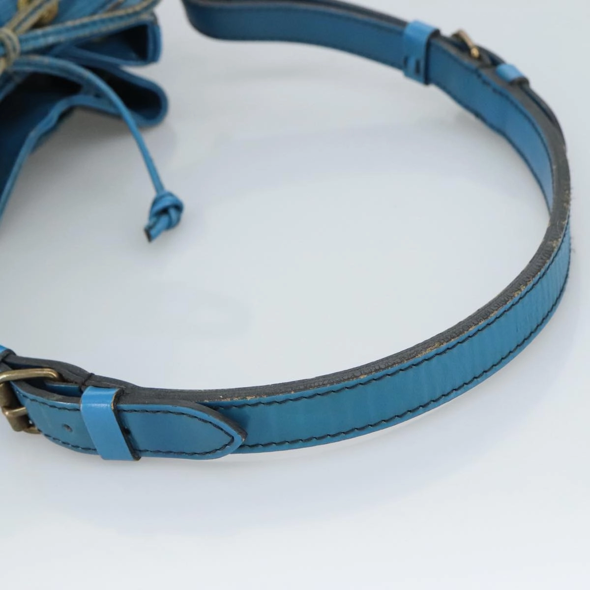 LOUIS VUITTON Epi Petit Noe Shoulder Bag Blue M44105 LV 106373