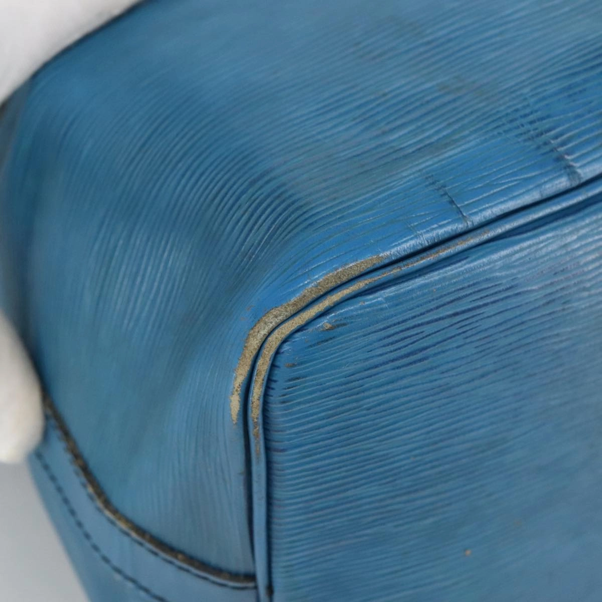 LOUIS VUITTON Epi Petit Noe Shoulder Bag Blue M44105 LV 106373