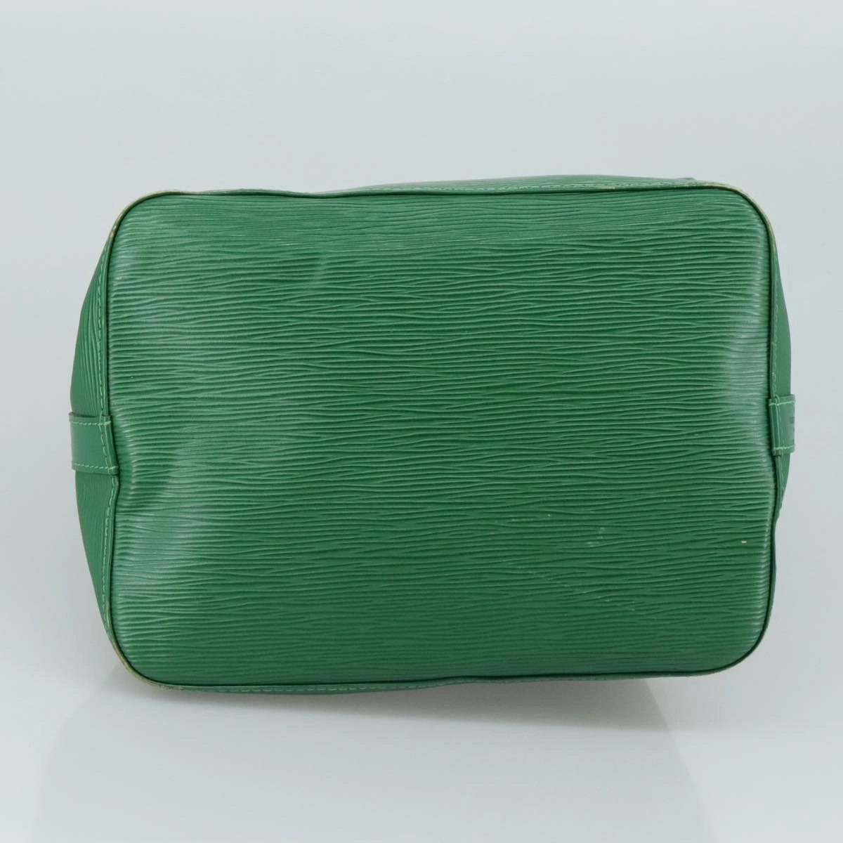 LOUIS VUITTON Epi Petit Noe Shoulder Bag Green M44102 LV 104433