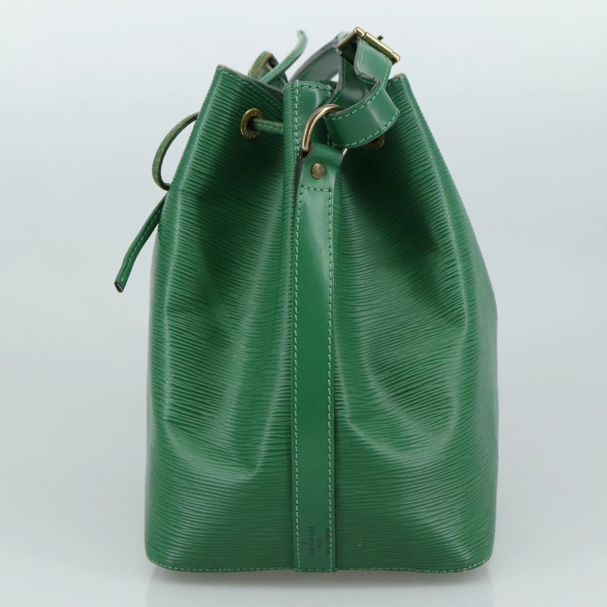 LOUIS VUITTON Epi Petit Noe Shoulder Bag Green M44102 LV 104433