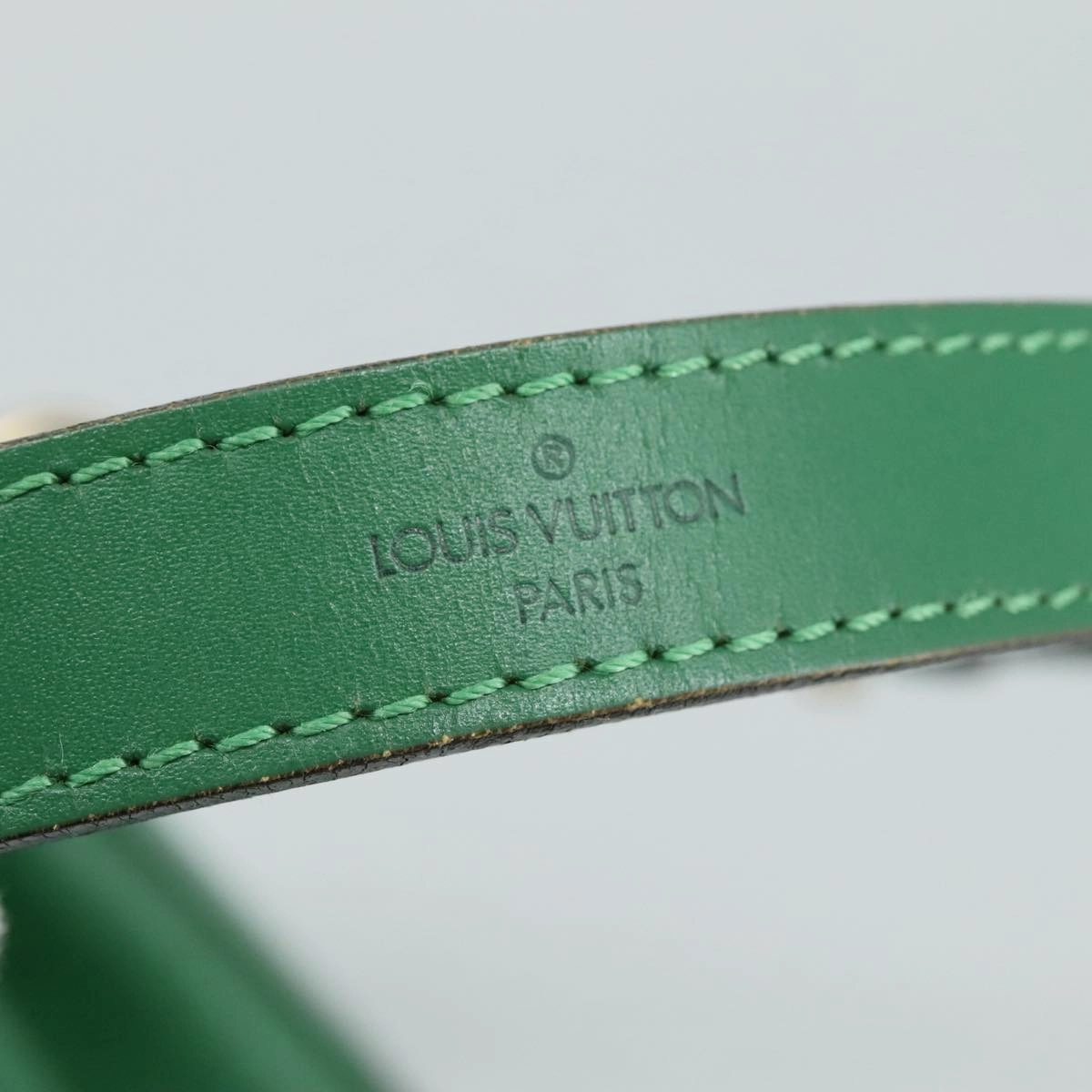 LOUIS VUITTON Epi Petit Noe Shoulder Bag Green M44102 LV 104433