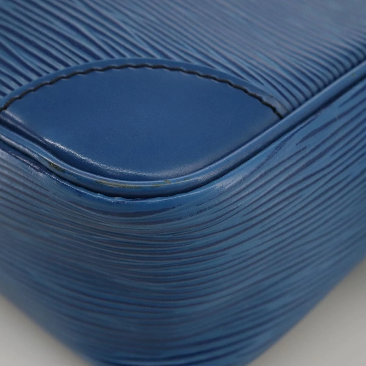 LOUIS VUITTON Epi Trocadero 23 Shoulder Bag Blue M52305 LV 104835