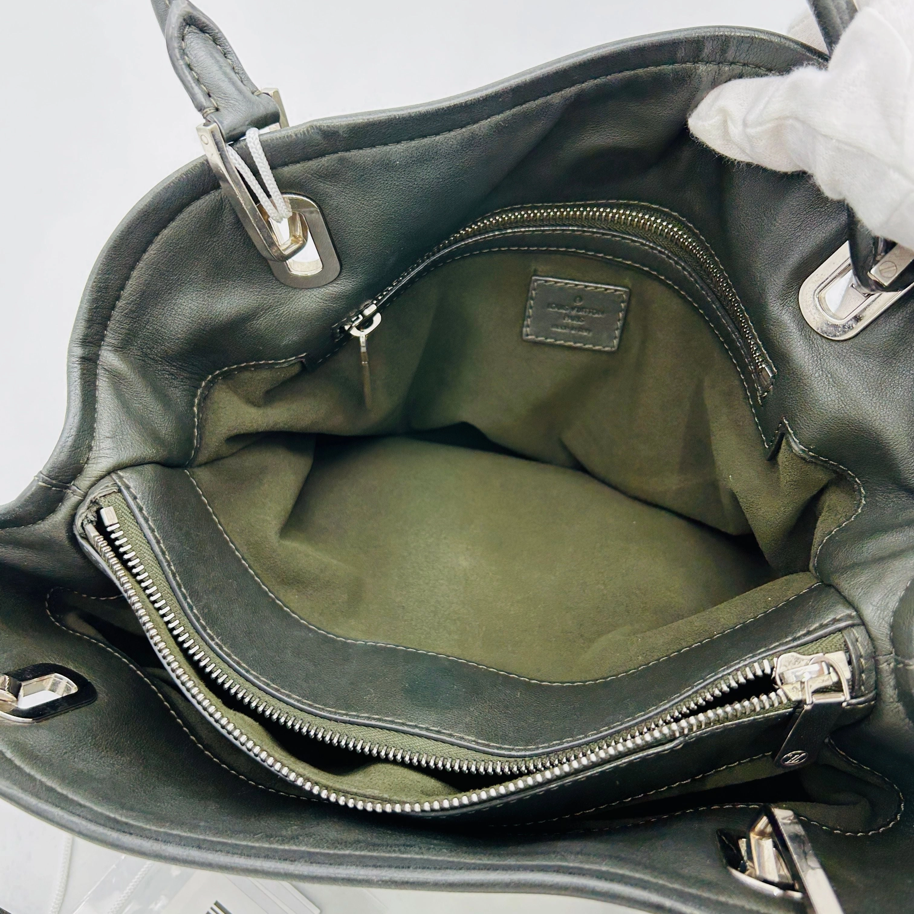 Louis Vuitton Fumee Monogram Antheia Leather Lilia PM Green Shoulder Bag LA1205