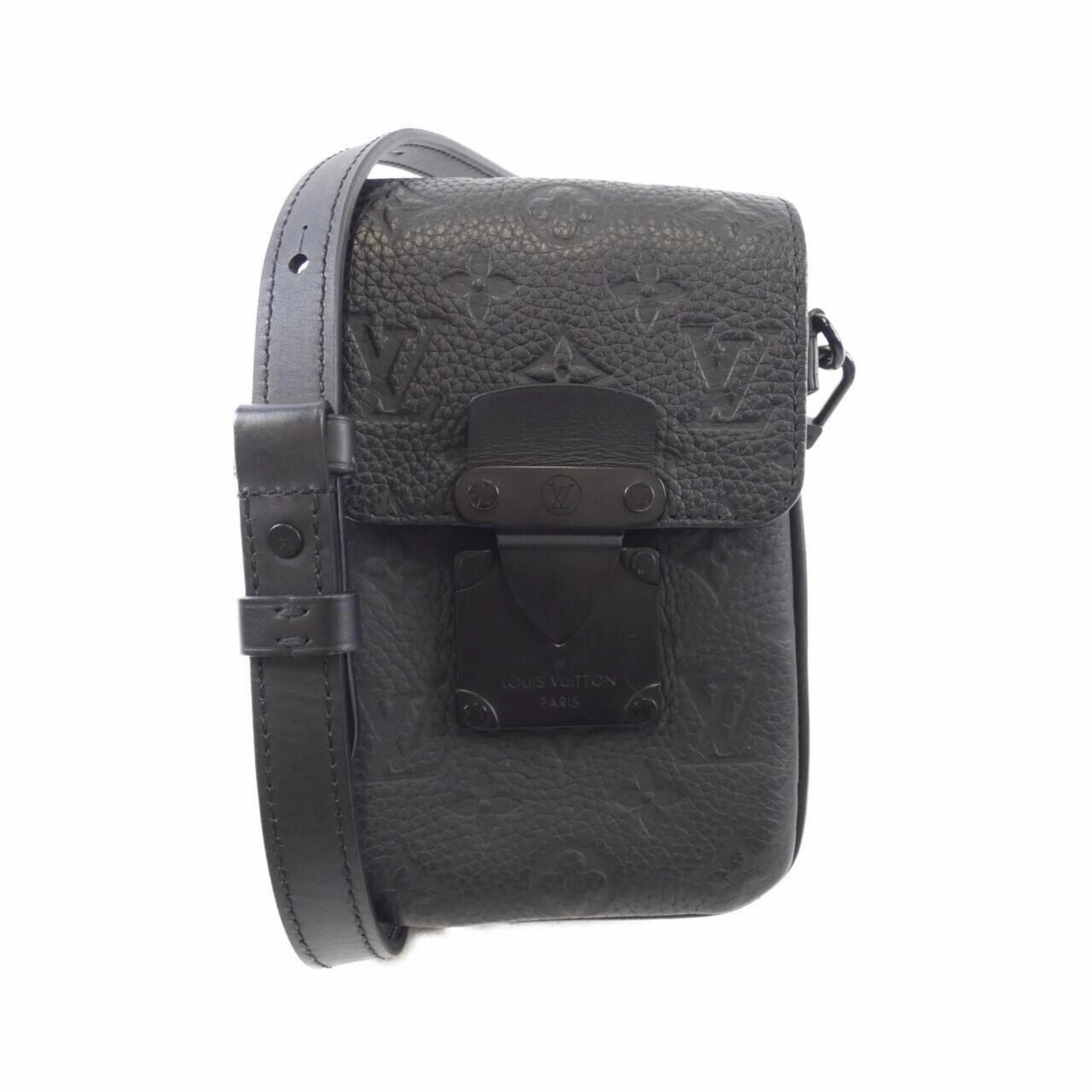 Louis Vuitton Leather Shoulder Bag (Pre-Owned)