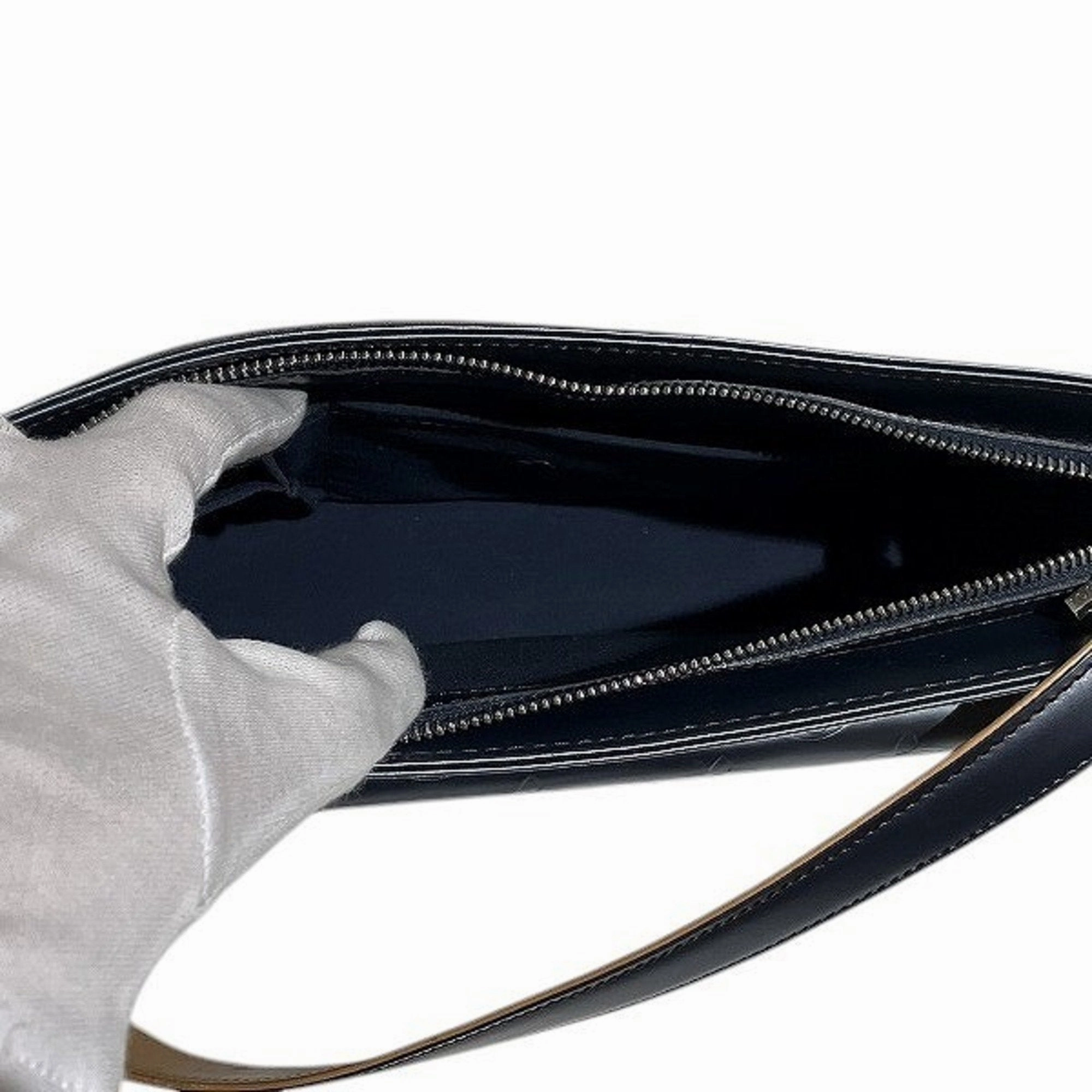 Louis Vuitton Leather Shoulder Bag (Pre-Owned)