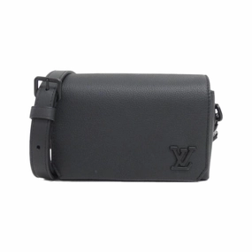 Louis Vuitton Leather Shoulder Bag (Pre-Owned)
