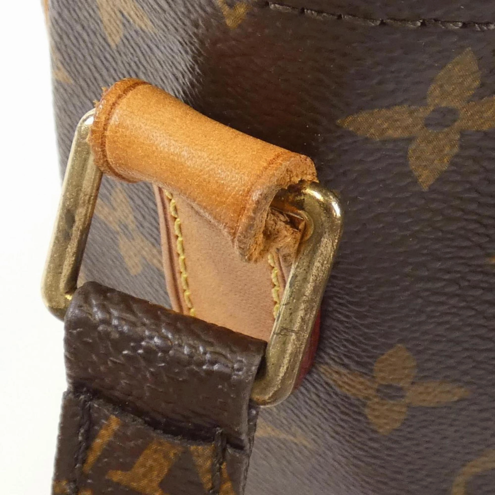 Louis Vuitton Marron Monogram Monogram Shoulder Bag (Pre-Owned)