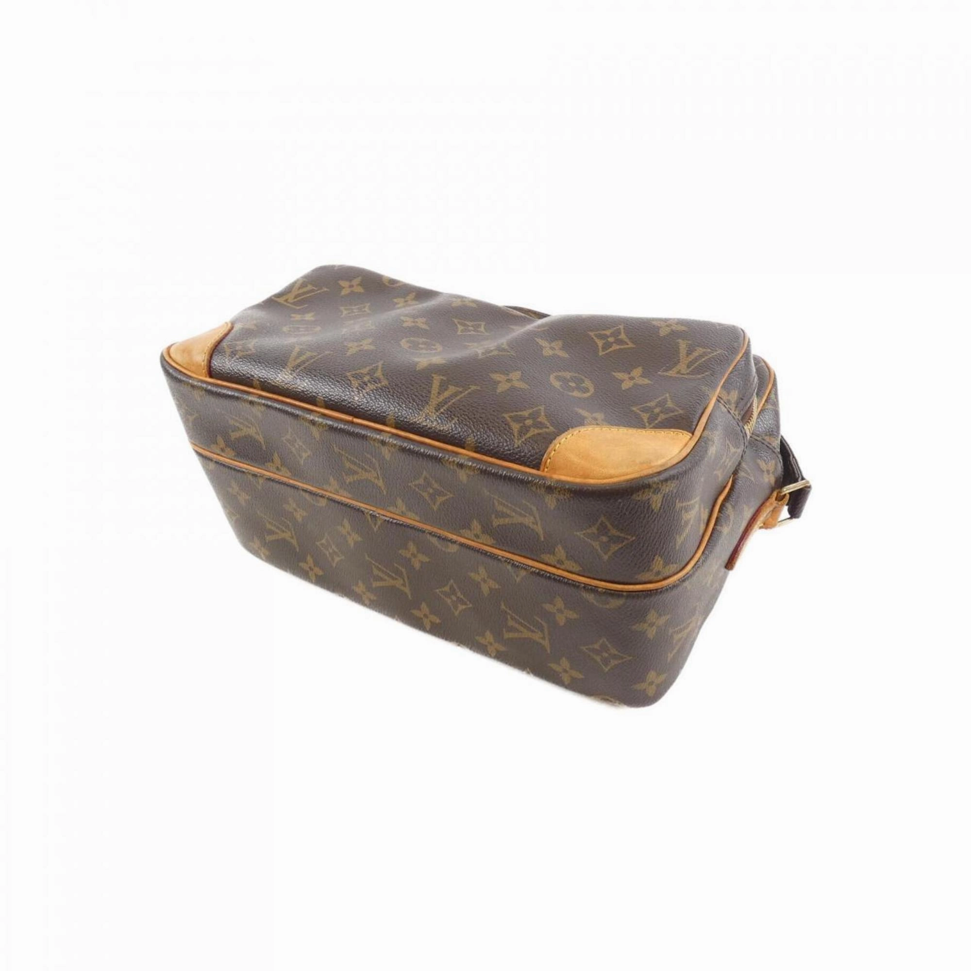 Louis Vuitton Marron Monogram Monogram Shoulder Bag (Pre-Owned)