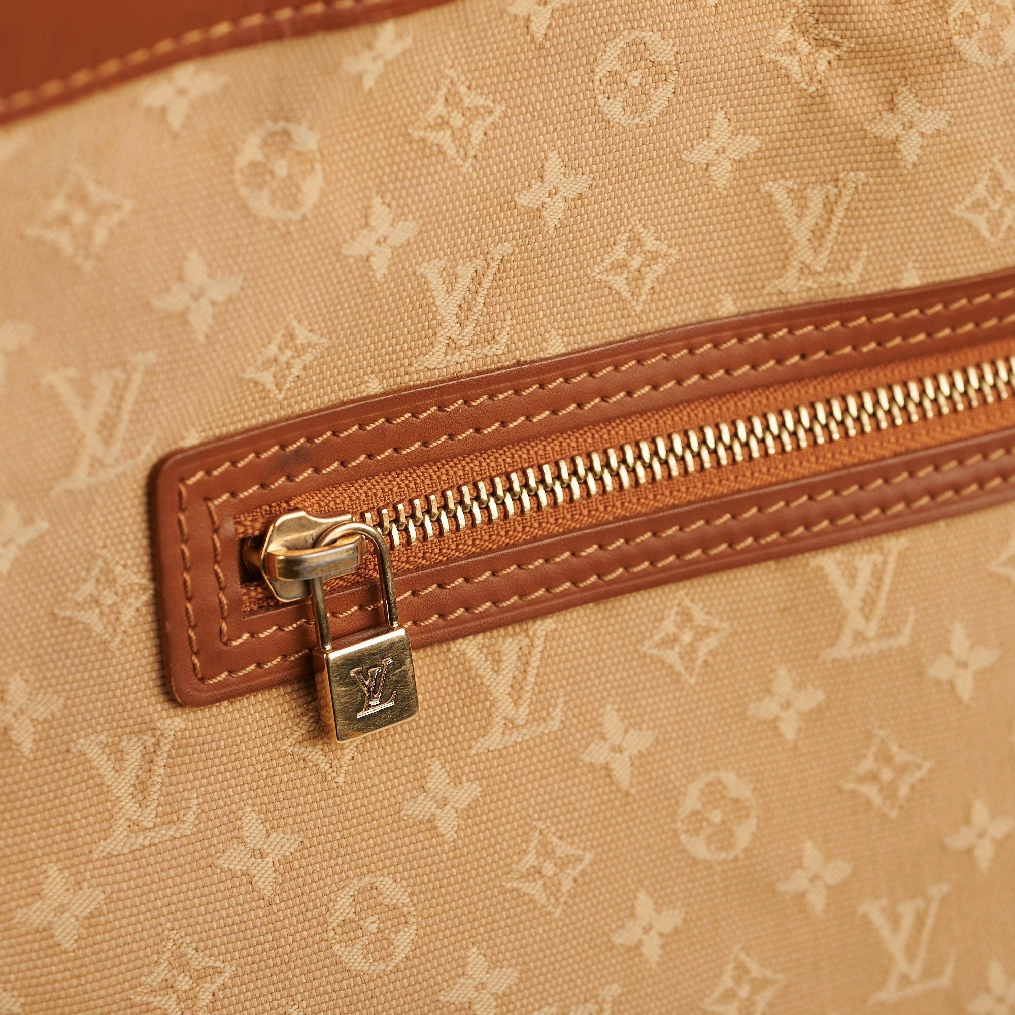 Louis Vuitton Mini Lin Lucille Beige