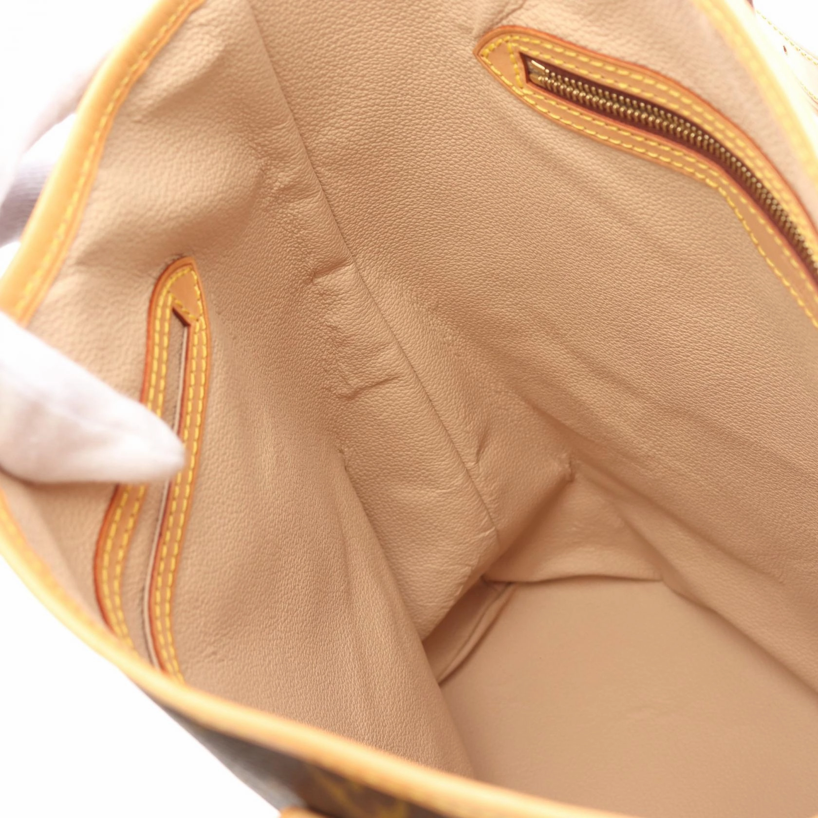 Louis Vuitton Monogram Bucket GM Shoulder Bag