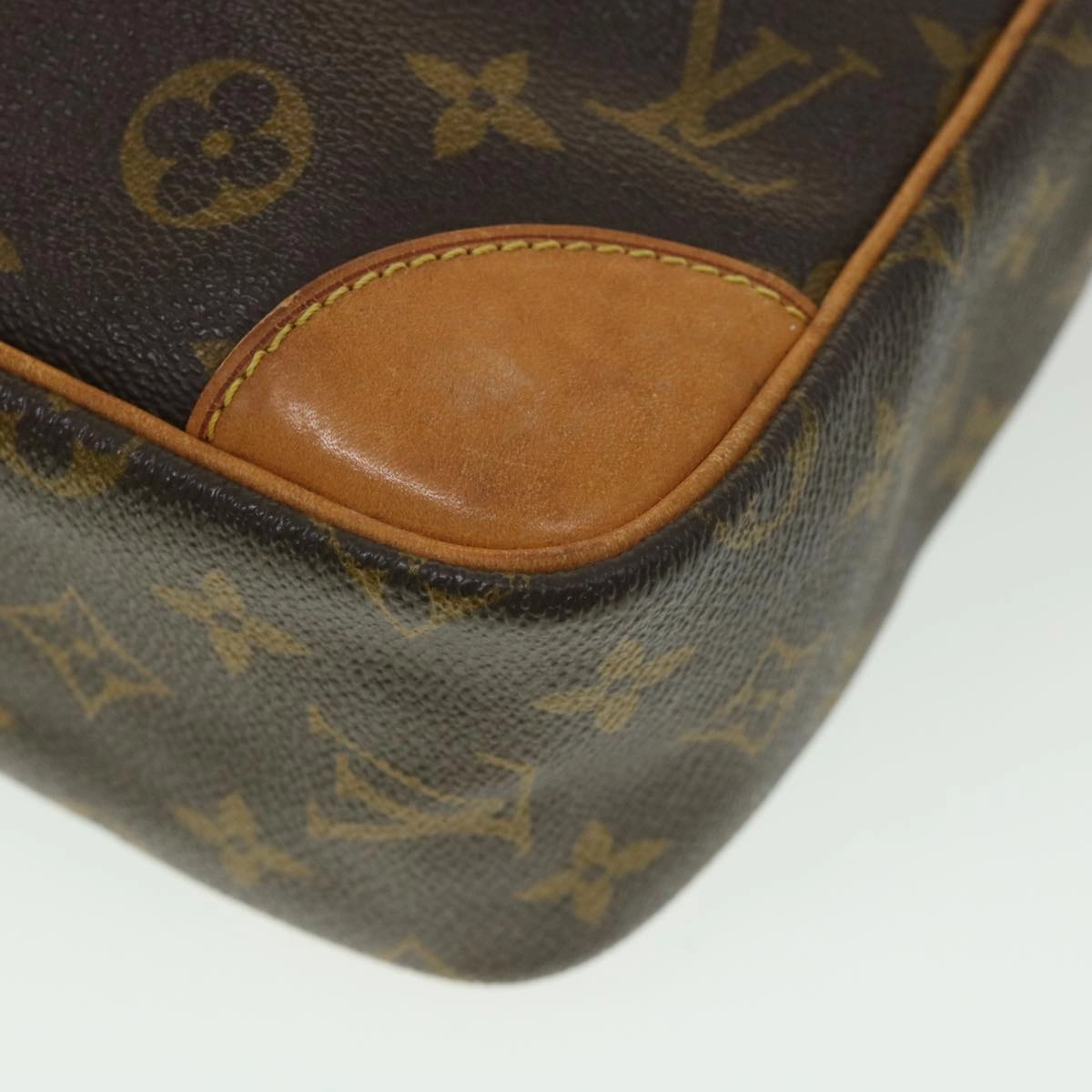LOUIS VUITTON Monogram Danube MM Shoulder Bag M45264 LV rd4536