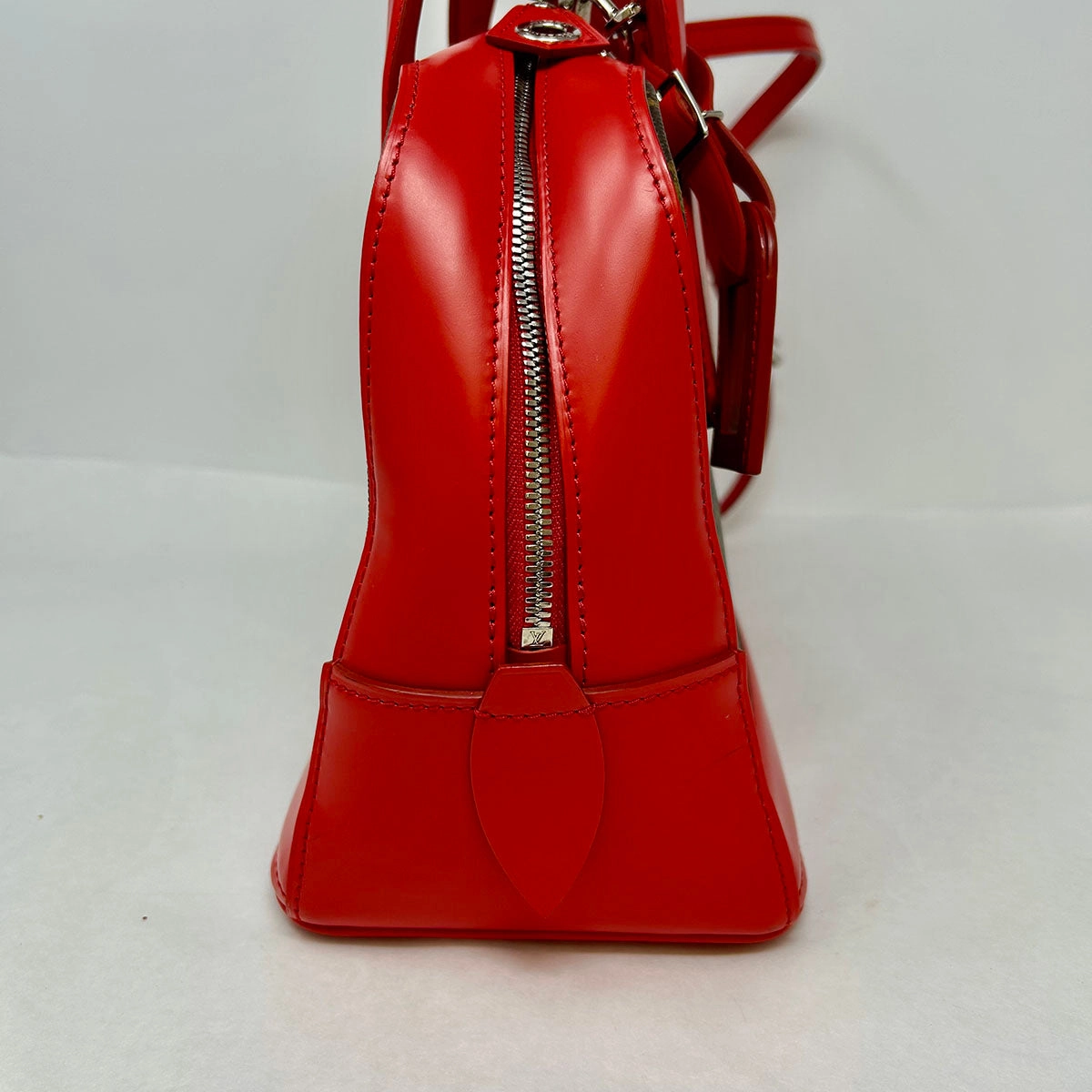 Louis Vuitton Monogram Dora Handle Bag