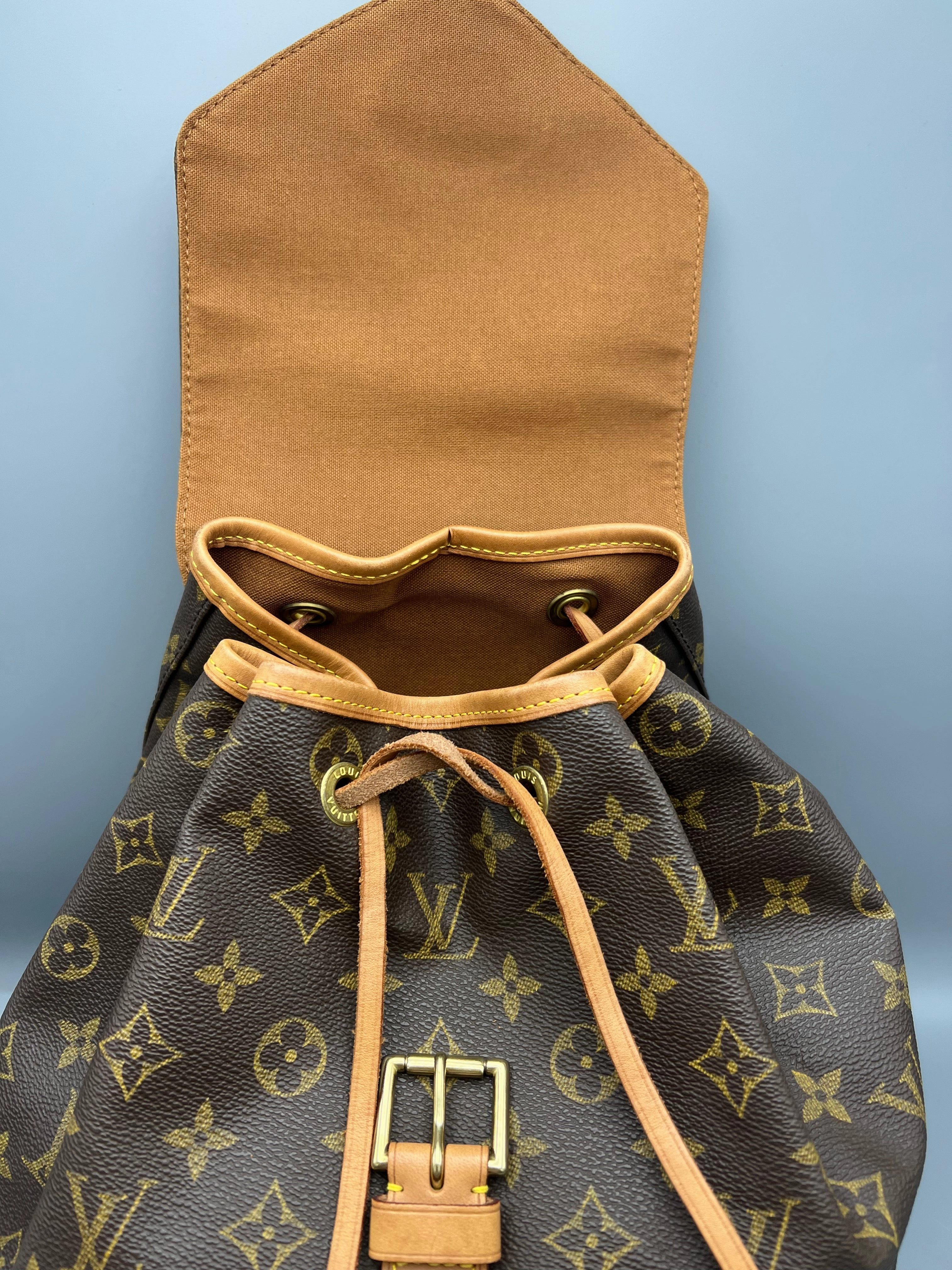 Louis Vuitton Monogram Montsouris Backpack GM - April 2003