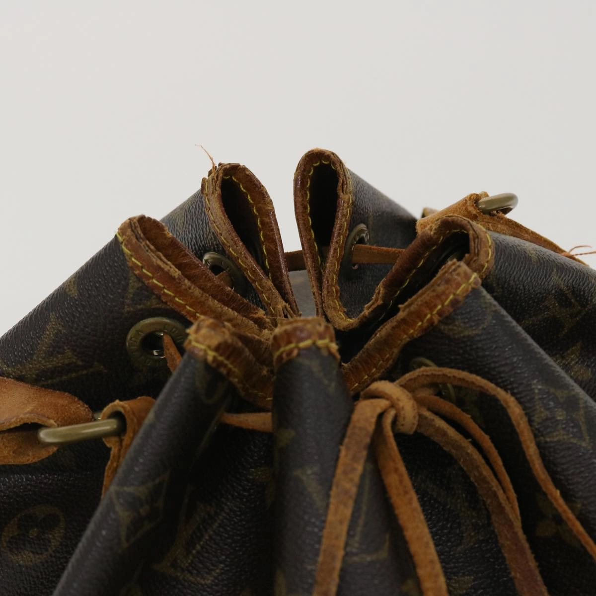 LOUIS VUITTON Monogram Noe Shoulder Bag M42224 LV bs4836