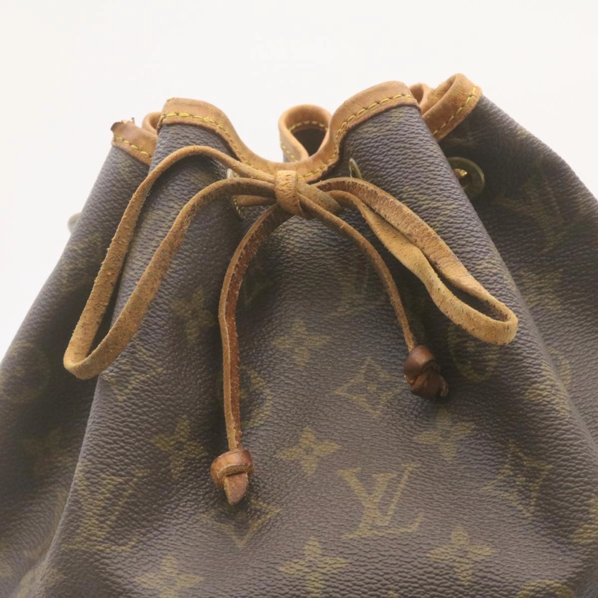 LOUIS VUITTON Monogram Noe Shoulder Bag M42224 LV ni091