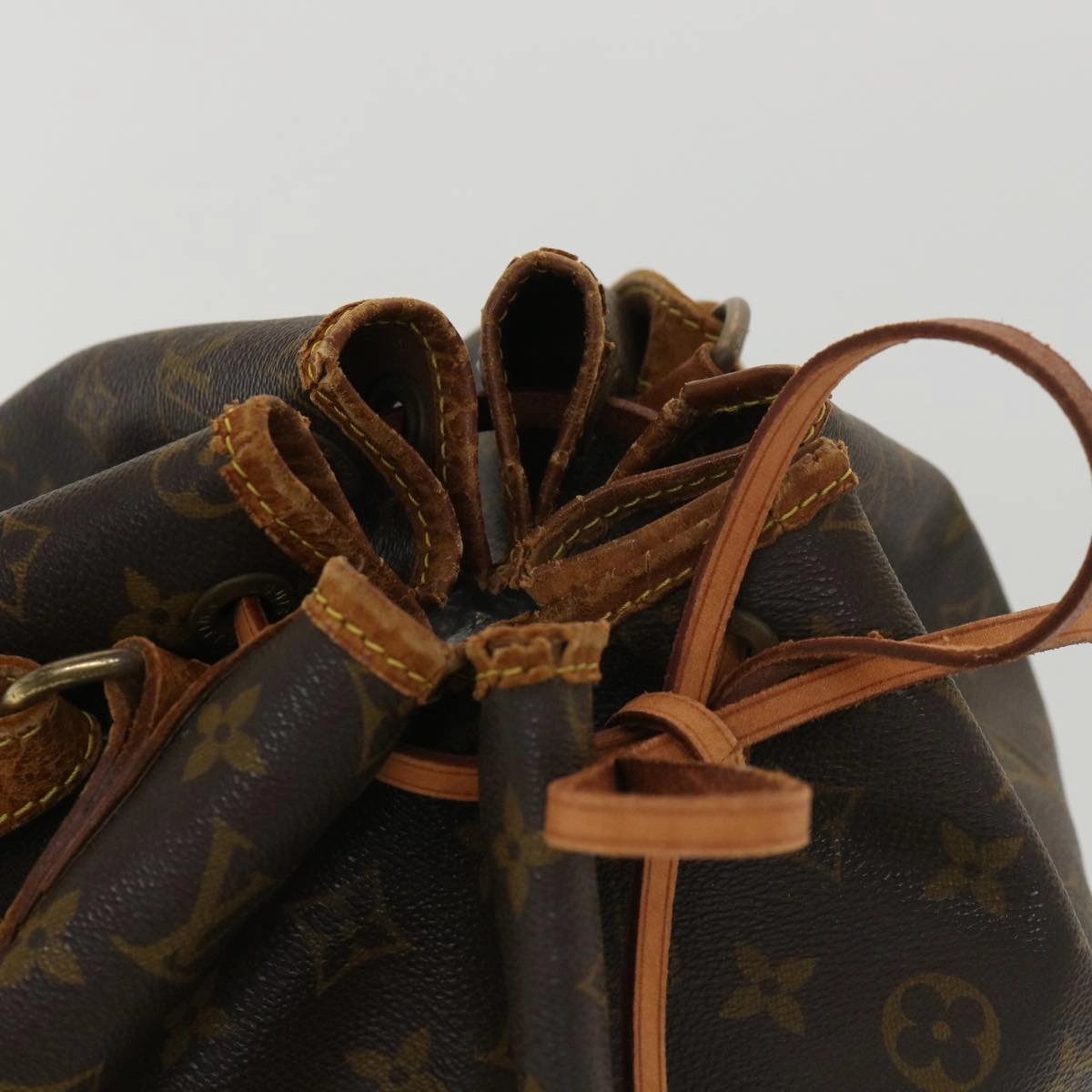 LOUIS VUITTON Monogram Noe Shoulder Bag M42224 LV rd4654