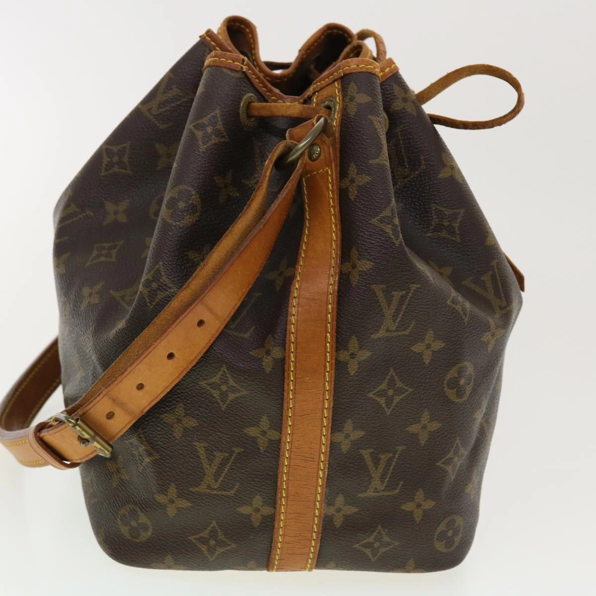 LOUIS VUITTON Monogram Petit Noe Shoulder Bag M42226 LV 40662