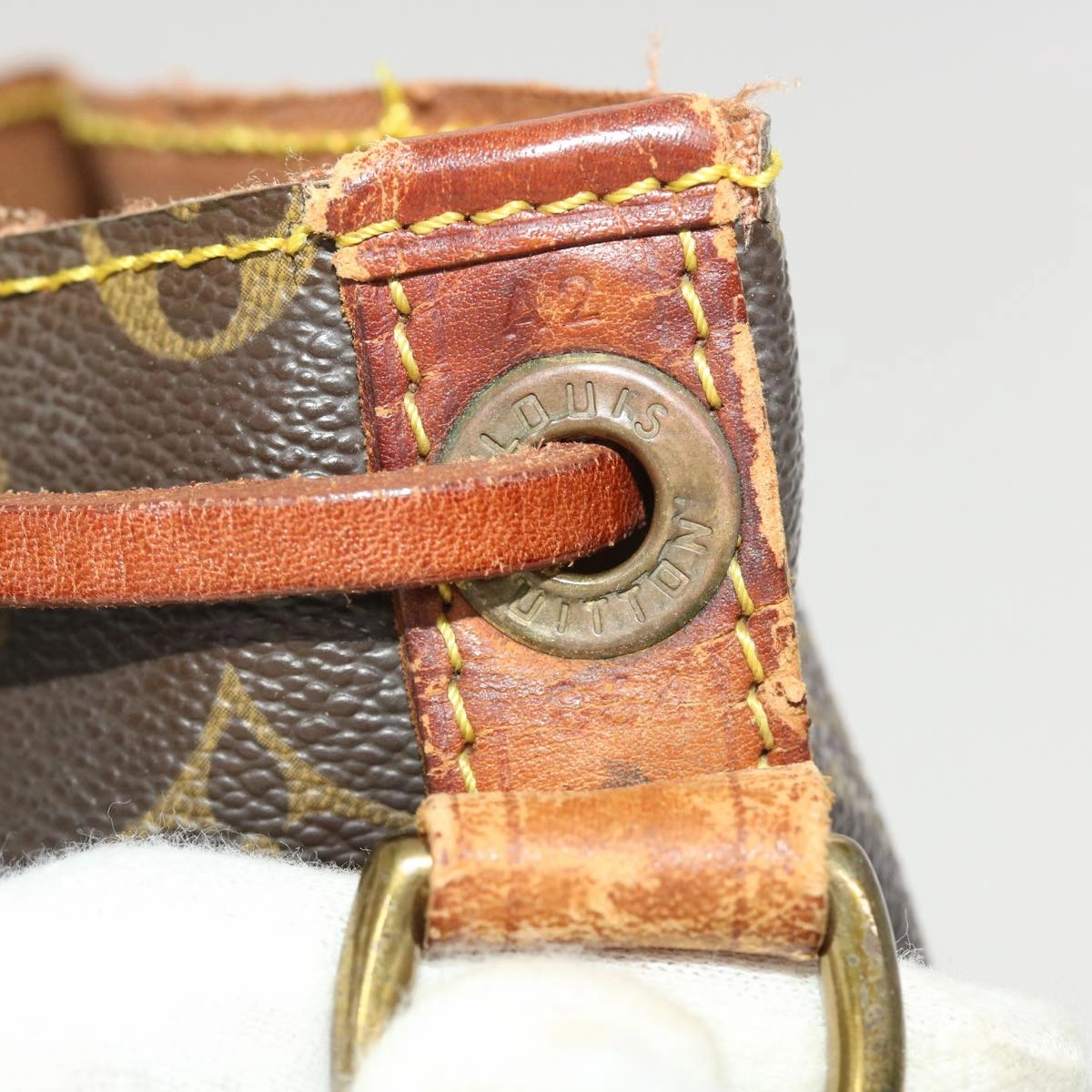 LOUIS VUITTON Monogram Petit Noe Shoulder Bag M42226 LV ar9234